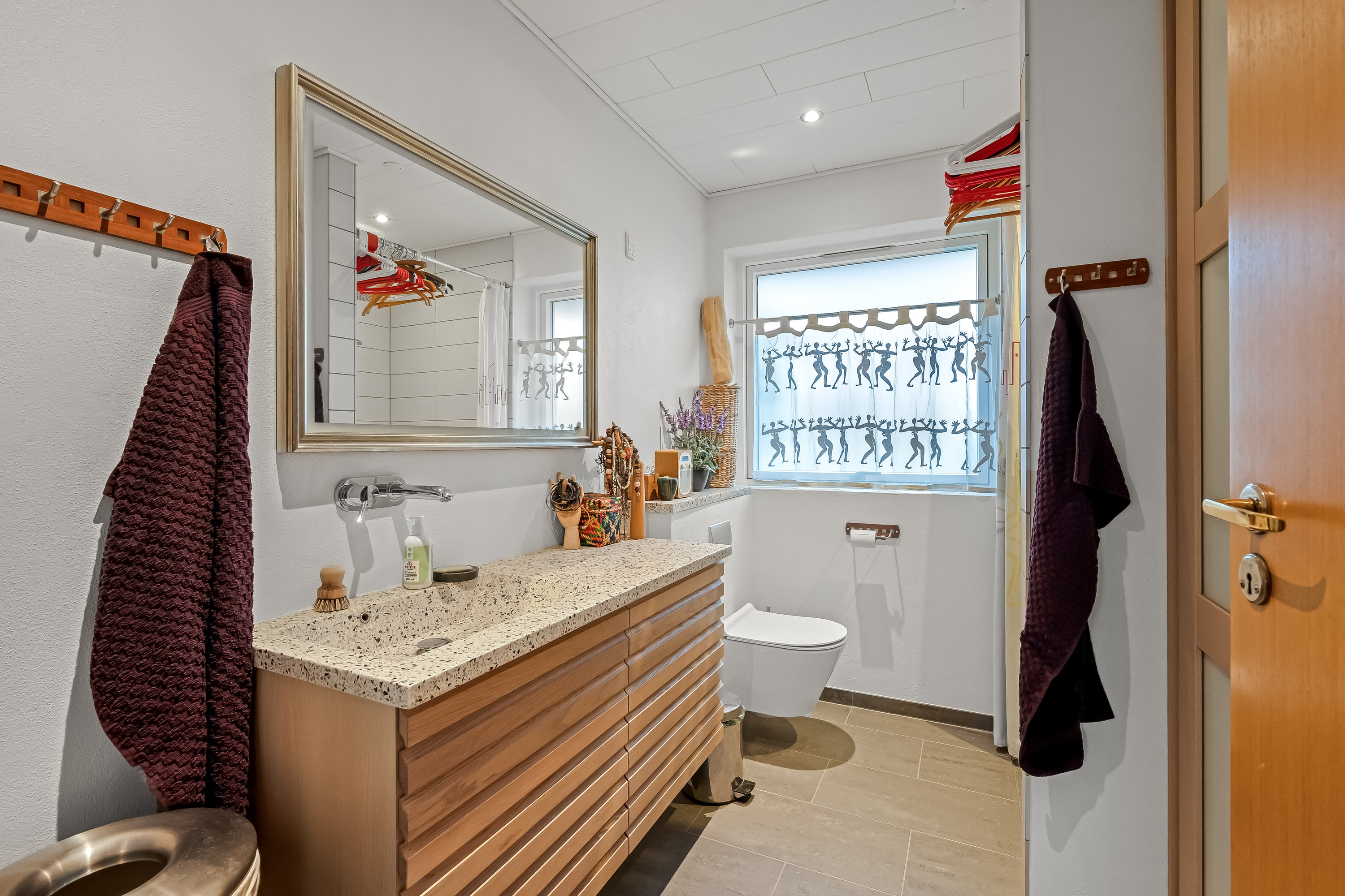 Fremhævet badeværelse billede i fuldskærmstilstand. Billede af Markledet 35, 6950 Ringkøbing