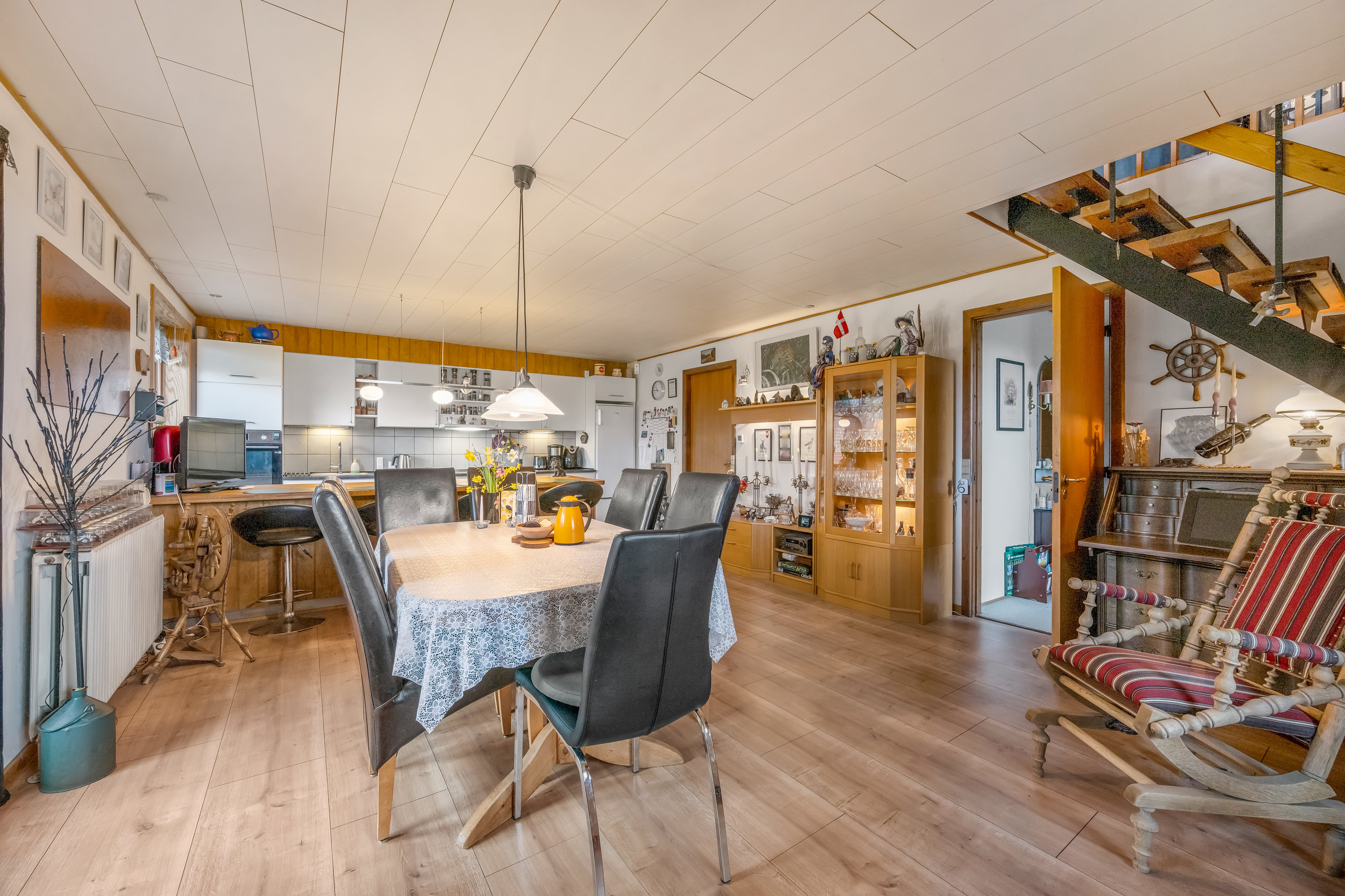 Fremhævet stue billede i fuldskærmstilstand. Billede af Skovbrynet 17, Ølstrup, 6950 Ringkøbing