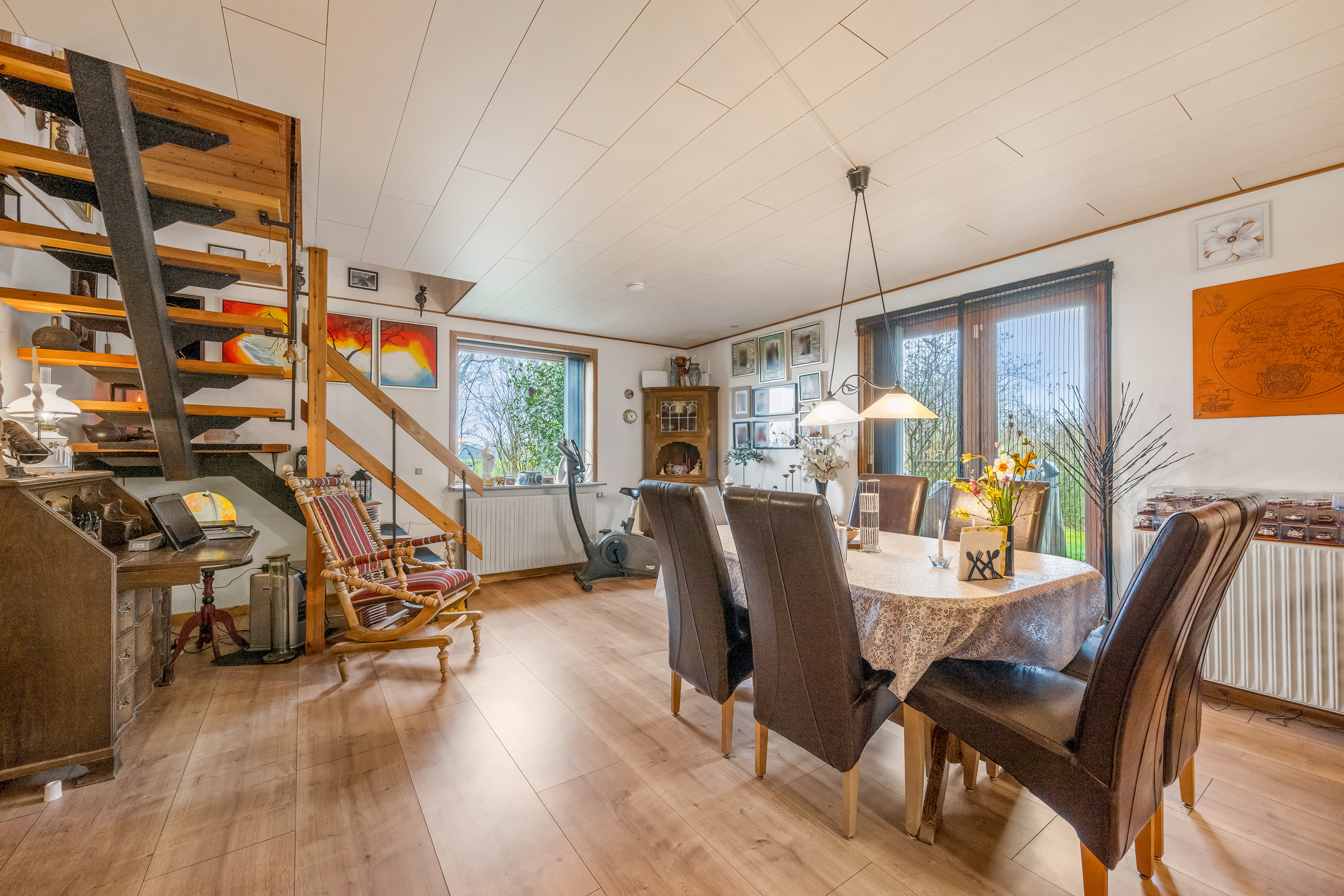 Fremhævet stue billede i fuldskærmstilstand. Billede af Skovbrynet 17, Ølstrup, 6950 Ringkøbing