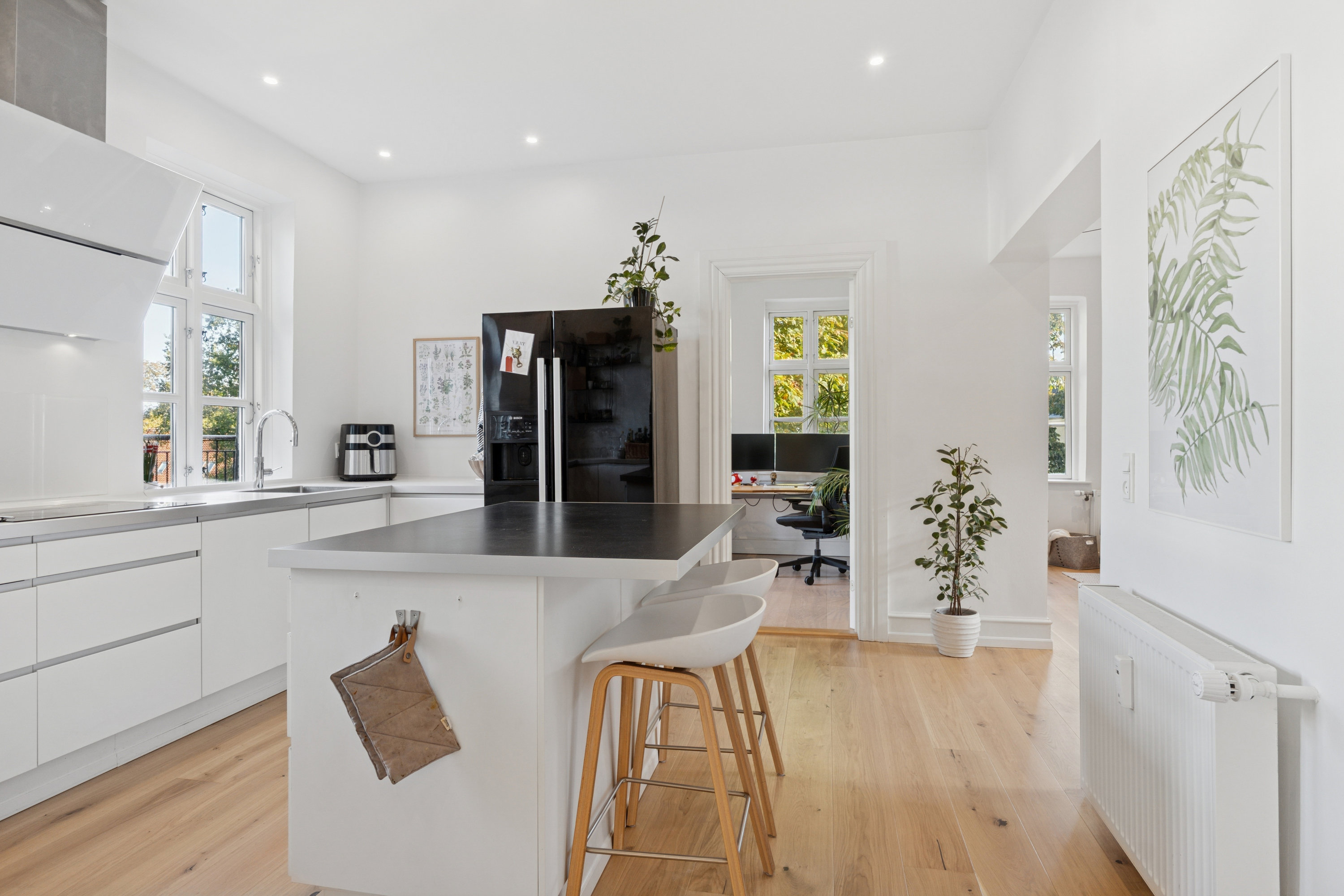 Fremhævet køkken billede i fuldskærmstilstand. Billede af Nytorv 13B, 2., 9000 Aalborg