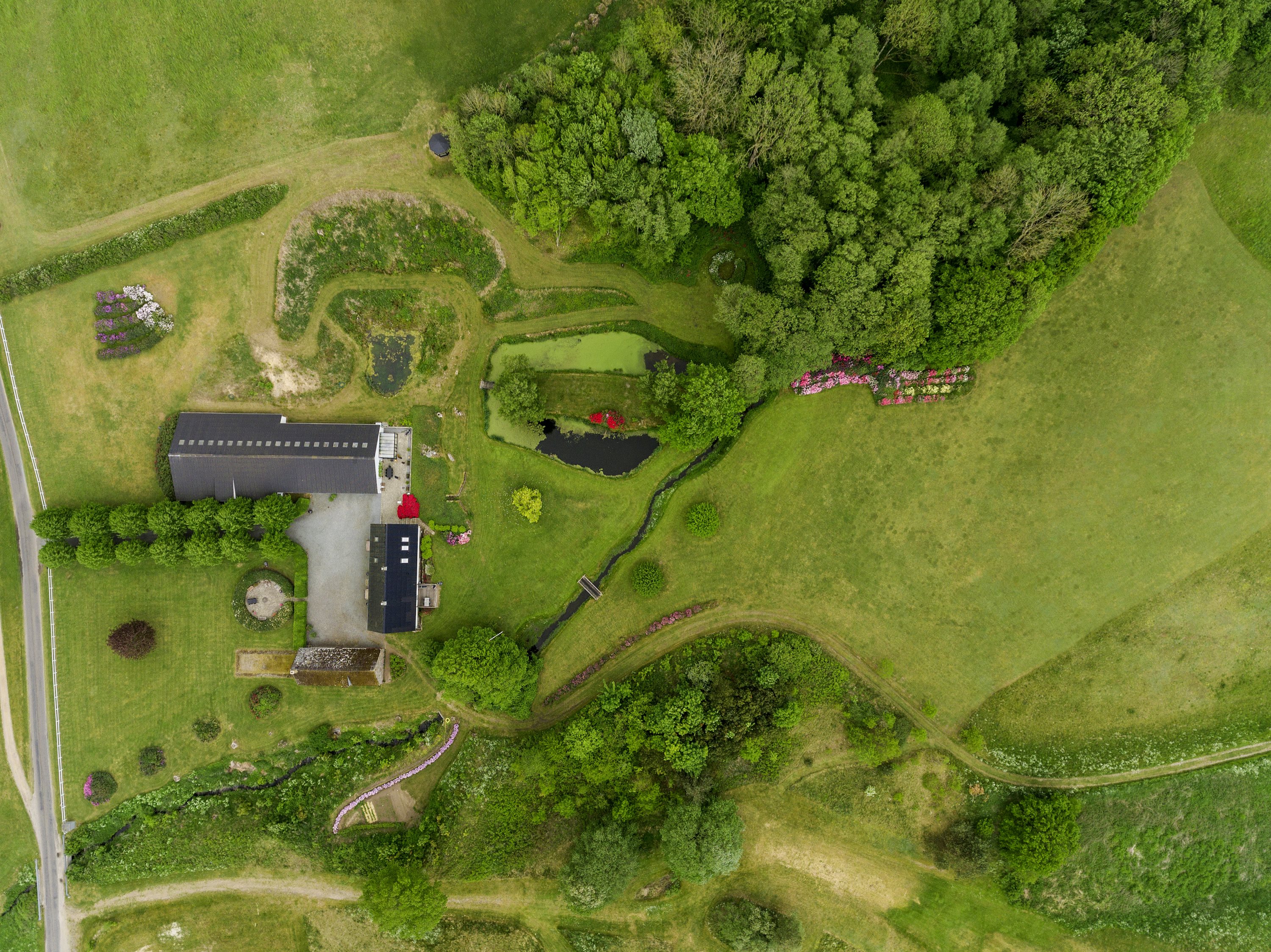 Fremhævet luftfoto billede i fuldskærmstilstand. Billede af Hylke Møllevej 4, 8660 Skanderborg