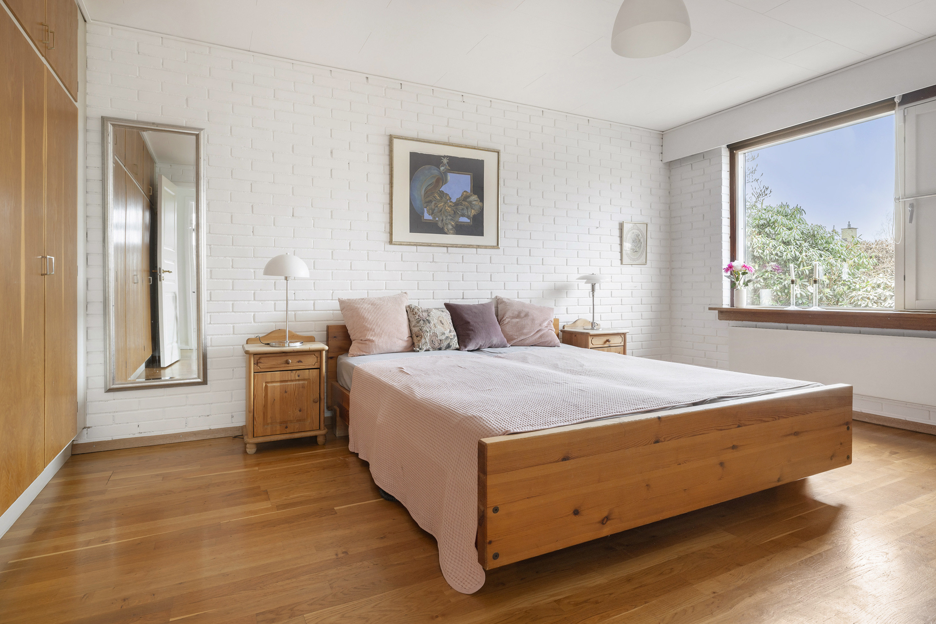 Fremhævet soveværelse billede i fuldskærmstilstand. Billede af P W Tegners Vej 31, 3070 Snekkersten