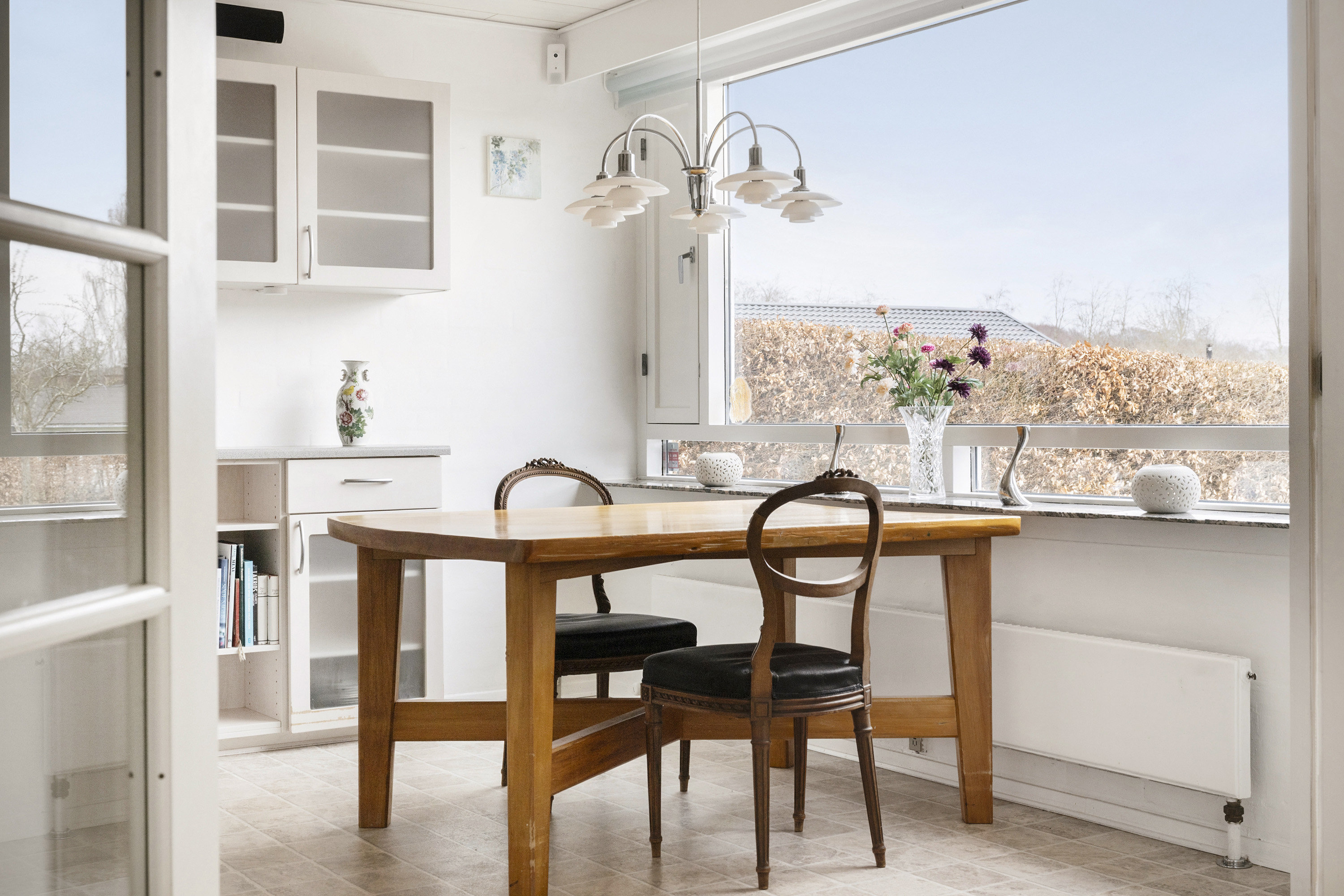 Fremhævet spisestue billede i fuldskærmstilstand. Billede af P W Tegners Vej 31, 3070 Snekkersten