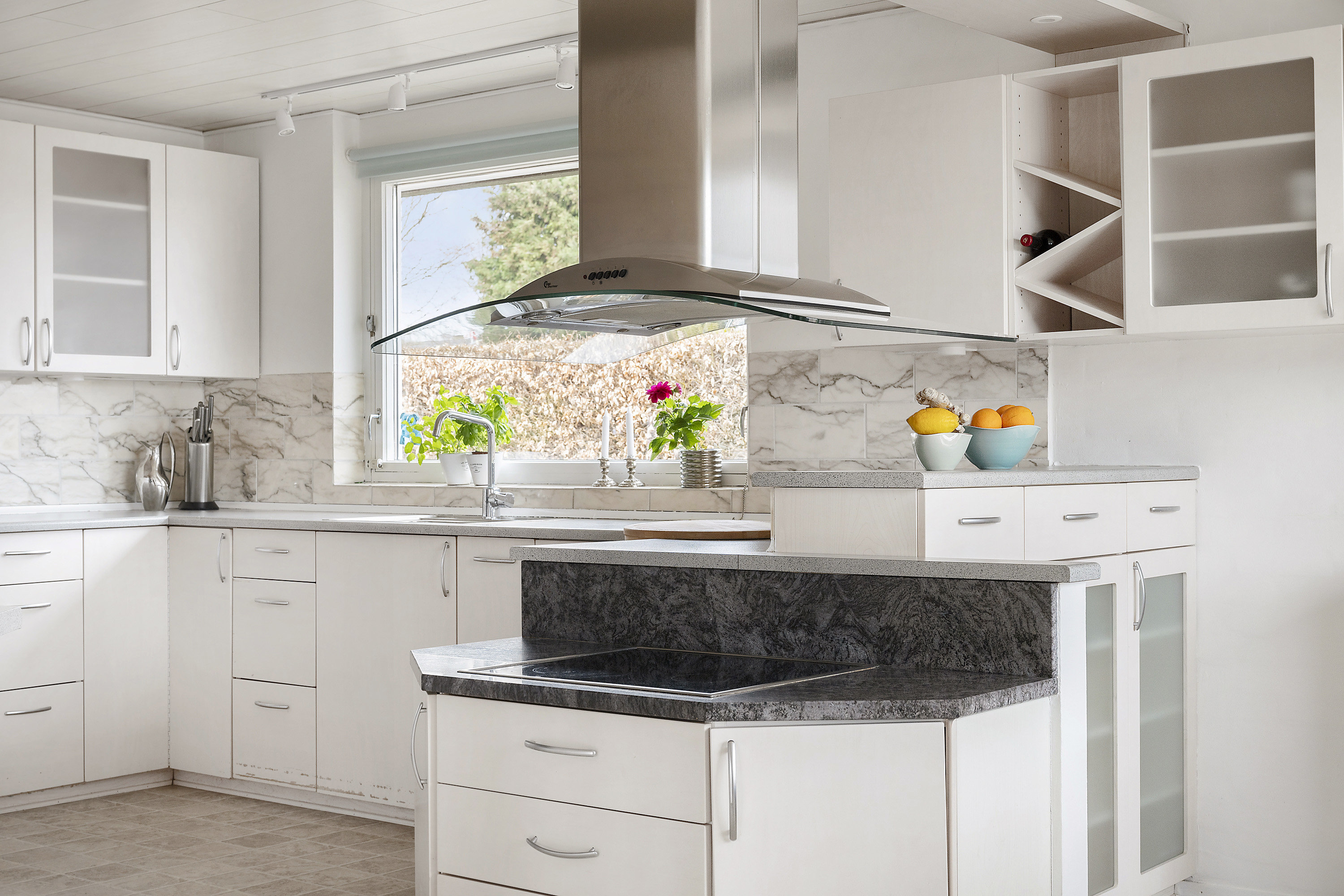 Fremhævet køkken billede i fuldskærmstilstand. Billede af P W Tegners Vej 31, 3070 Snekkersten