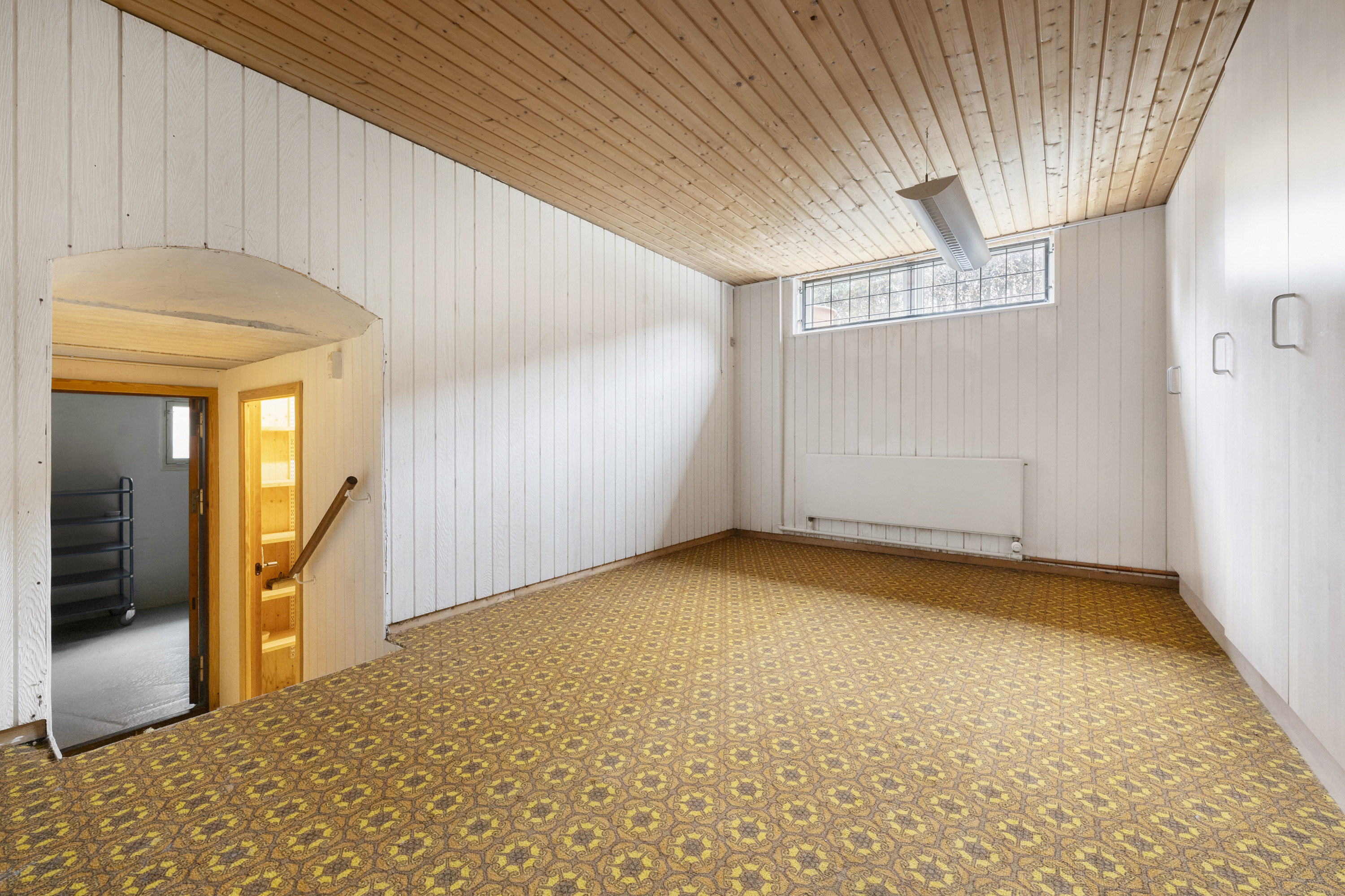 Fremhævet stue billede i fuldskærmstilstand. Billede af P W Tegners Vej 31, 3070 Snekkersten