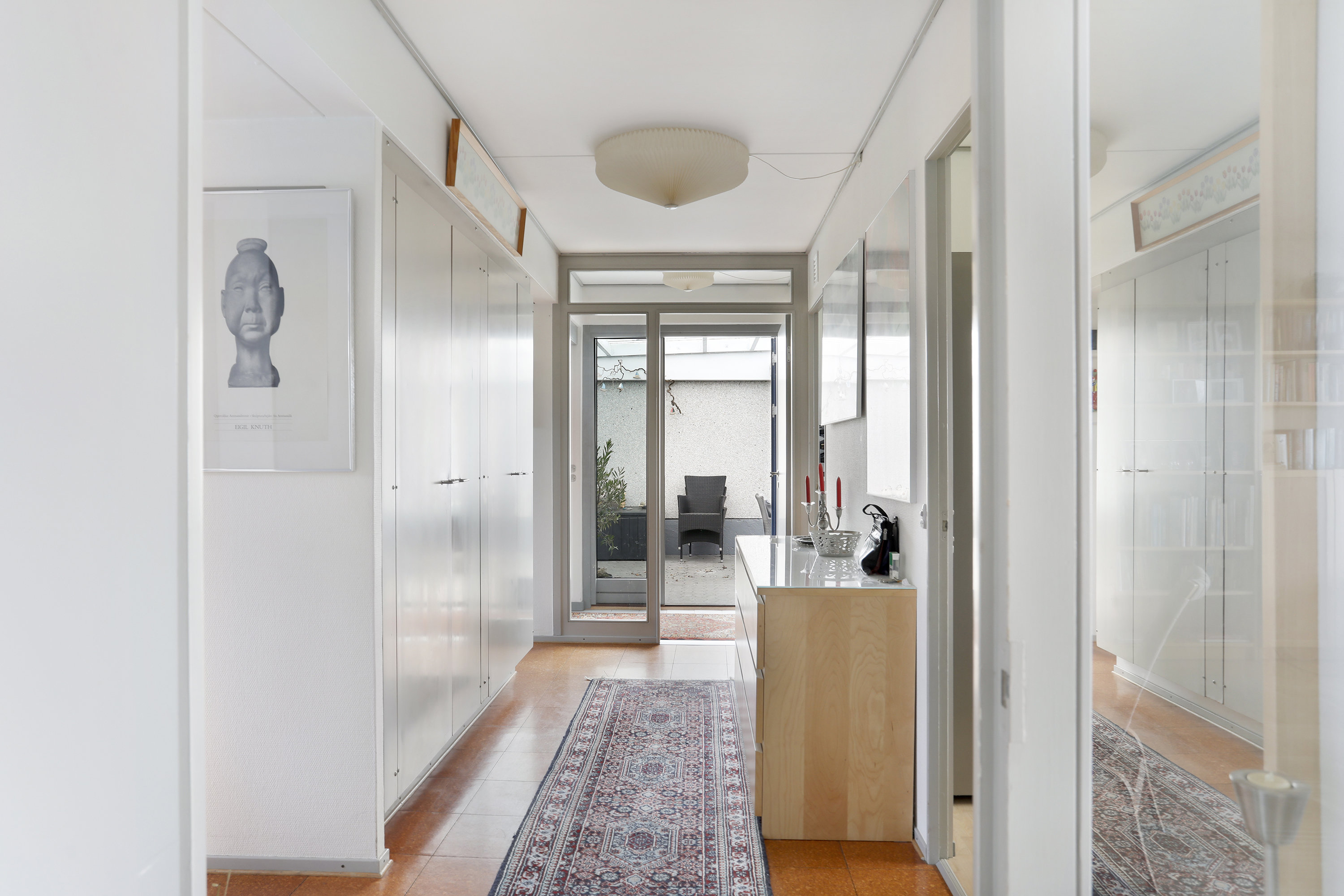 Fremhævet gang billede i fuldskærmstilstand. Billede af Rørløkken 85, 2730 Herlev