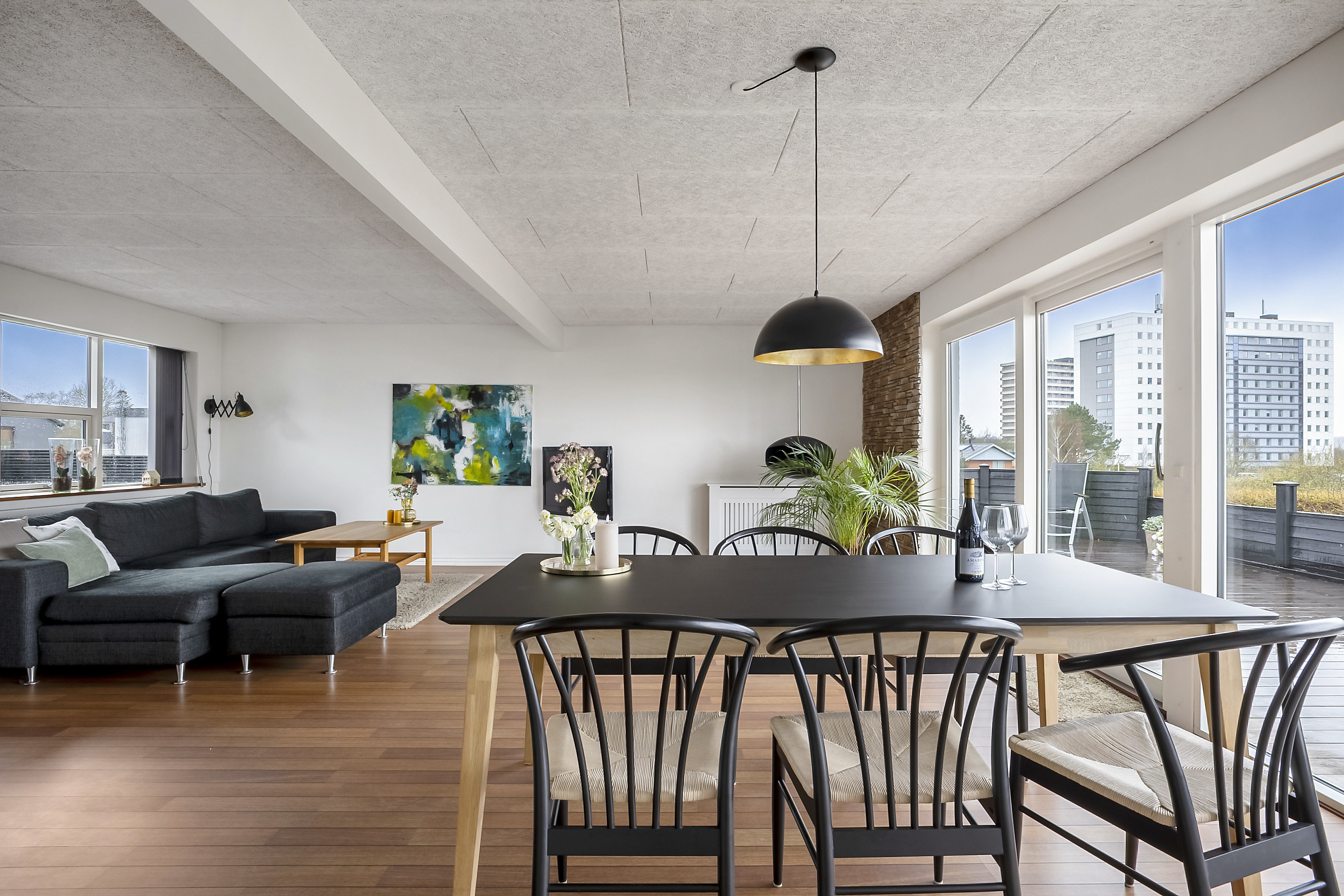 Fremhævet spisestue billede i fuldskærmstilstand. Billede af Hegnet 14, Tved, 6000 Kolding