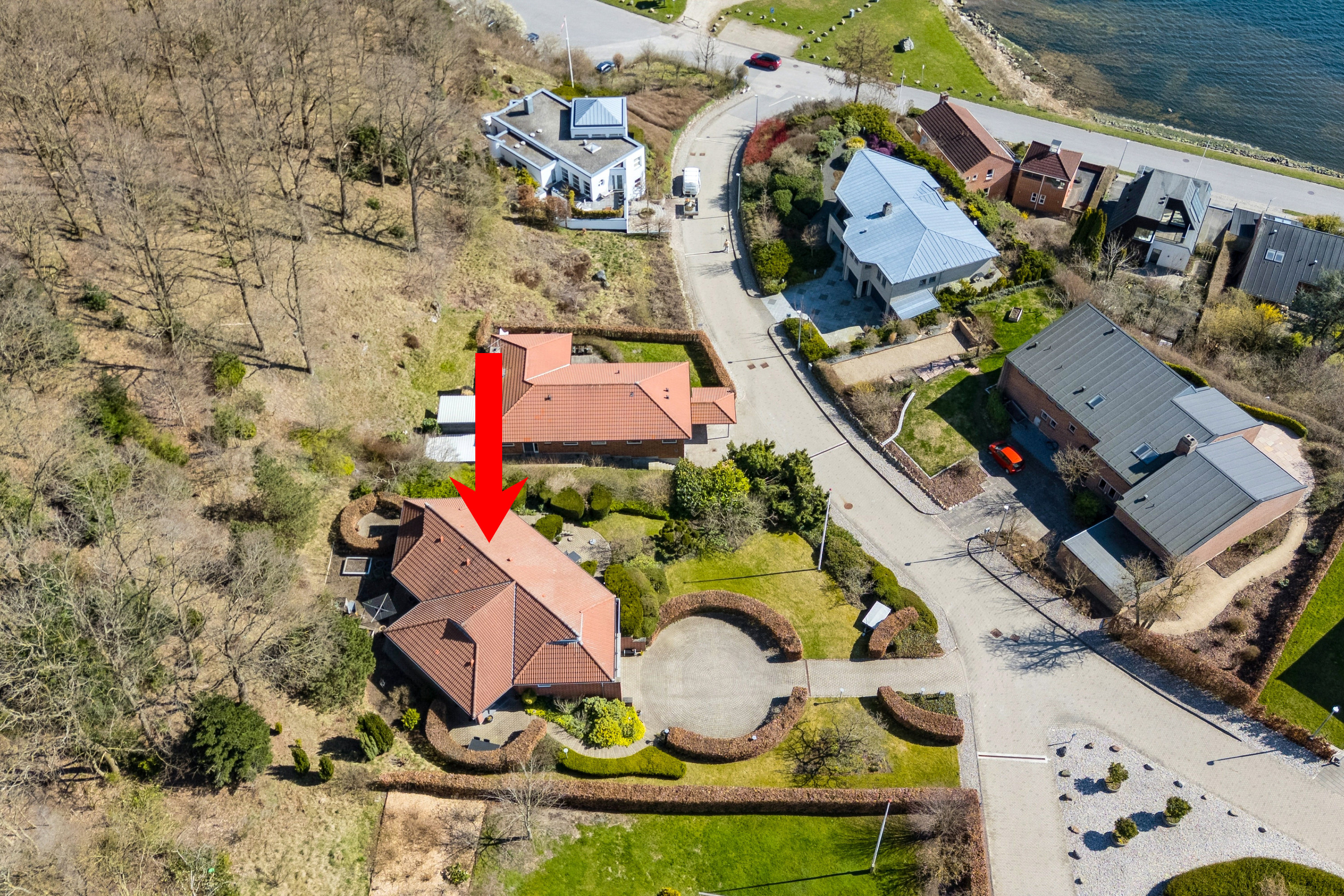 Fremhævet luftfoto billede i fuldskærmstilstand. Billede af Fyrbakken 8, 9500 Hobro