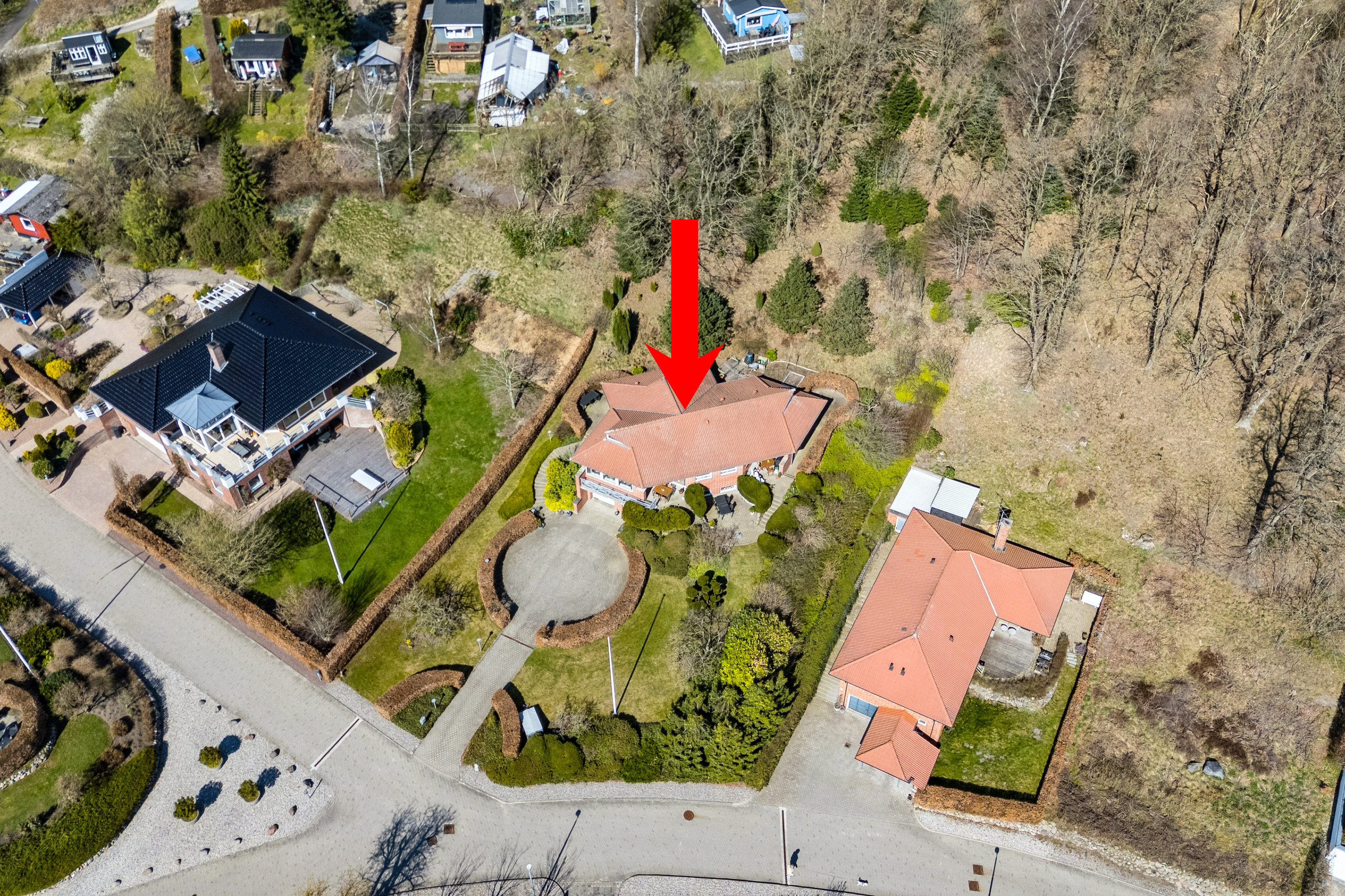 Fremhævet luftfoto billede i fuldskærmstilstand. Billede af Fyrbakken 8, 9500 Hobro