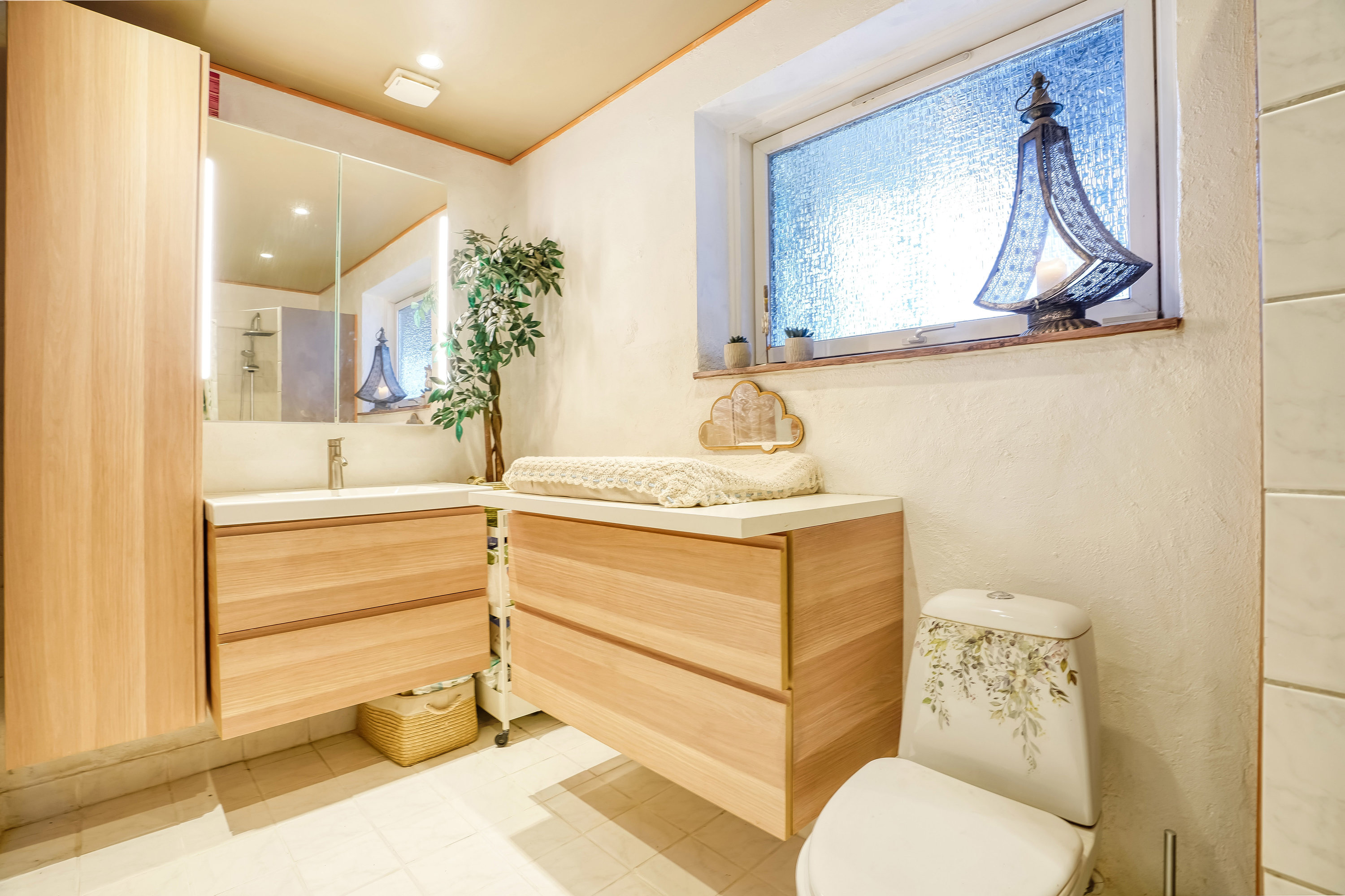 Fremhævet badeværelse billede i fuldskærmstilstand. Billede af Rønnevej 20, 5580 Nørre Aaby