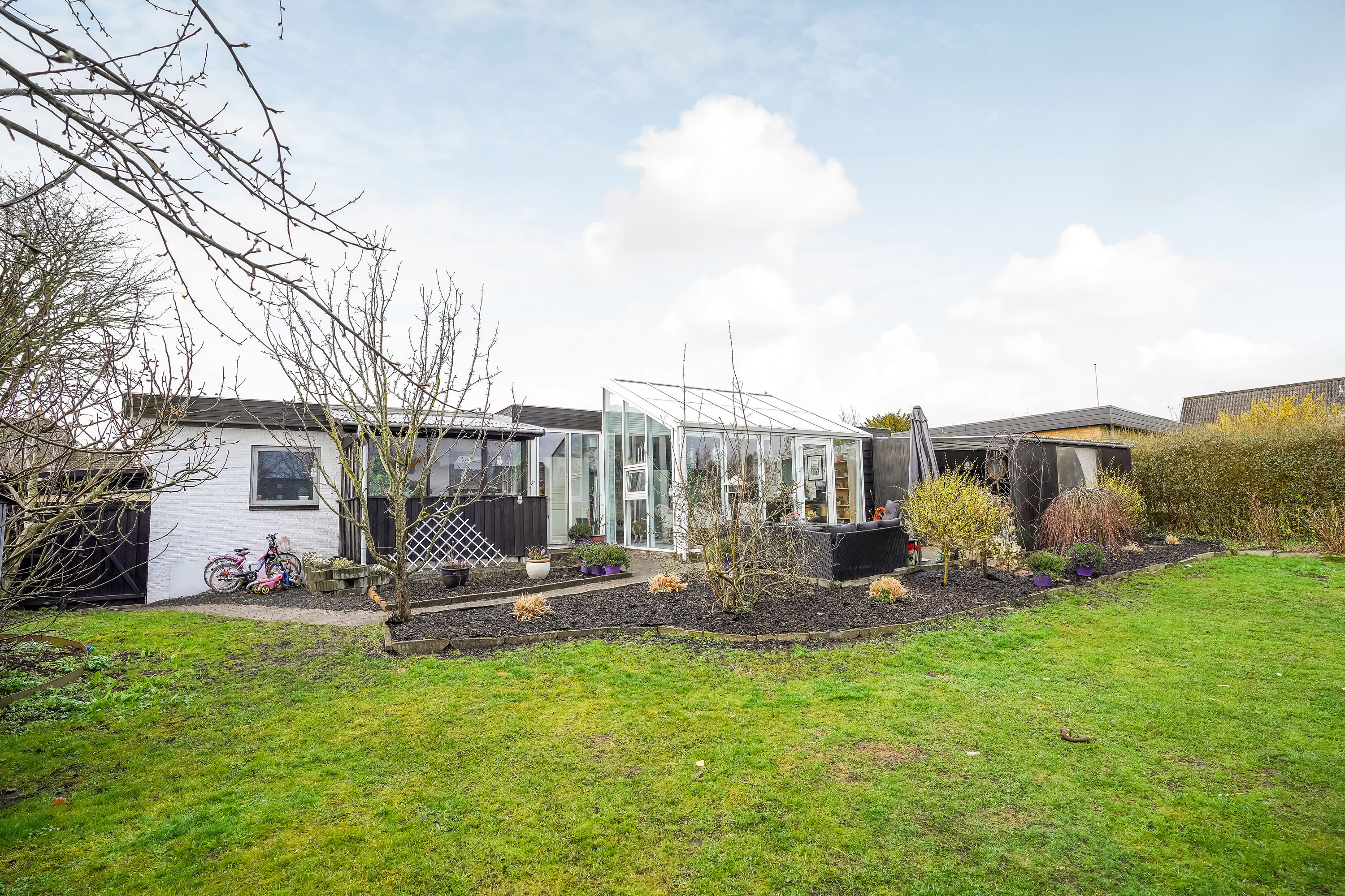 Fremhævet have billede i fuldskærmstilstand. Billede af Rønnevej 20, 5580 Nørre Aaby