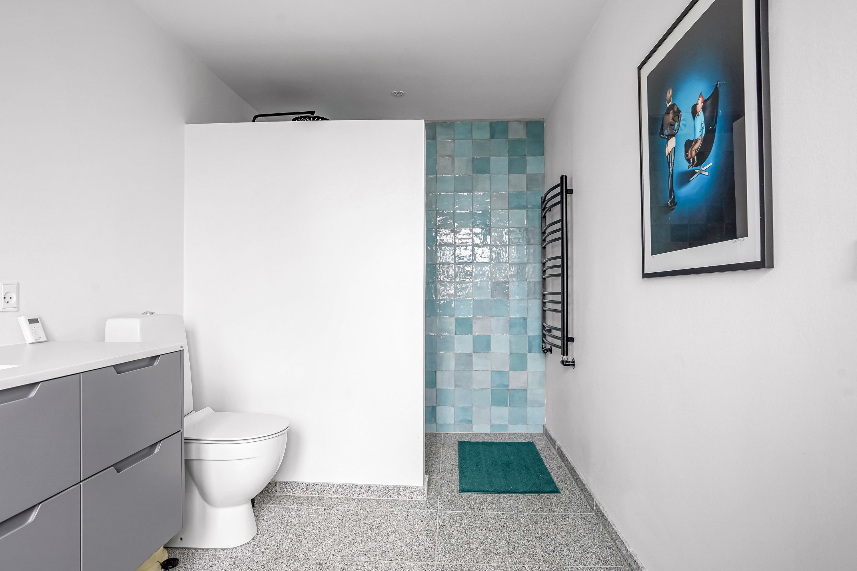 Fremhævet badeværelse billede i fuldskærmstilstand. Billede af Hesbjergvænget 42, 5230 Odense M