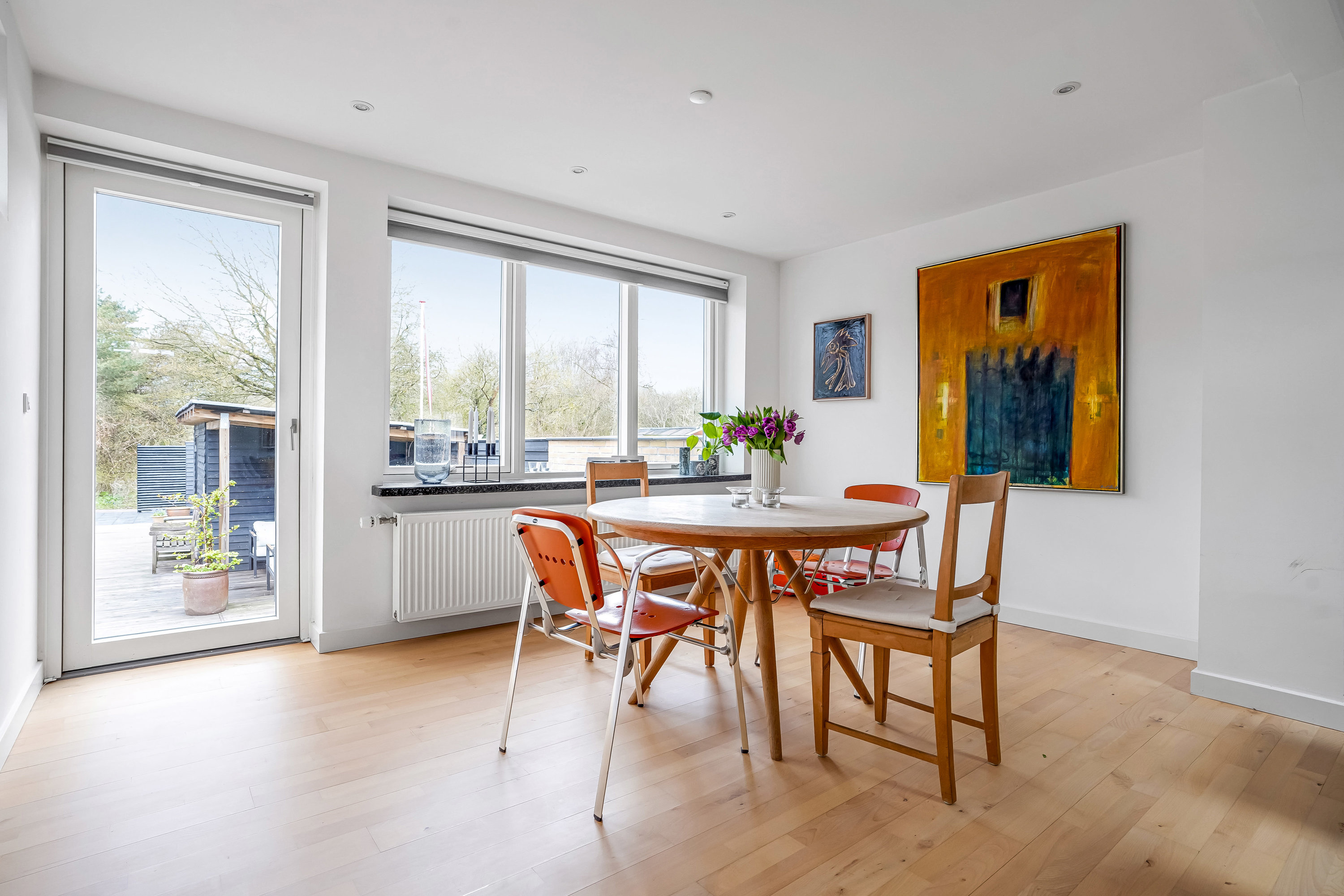 Fremhævet stue billede i fuldskærmstilstand. Billede af Hesbjergvænget 42, 5230 Odense M