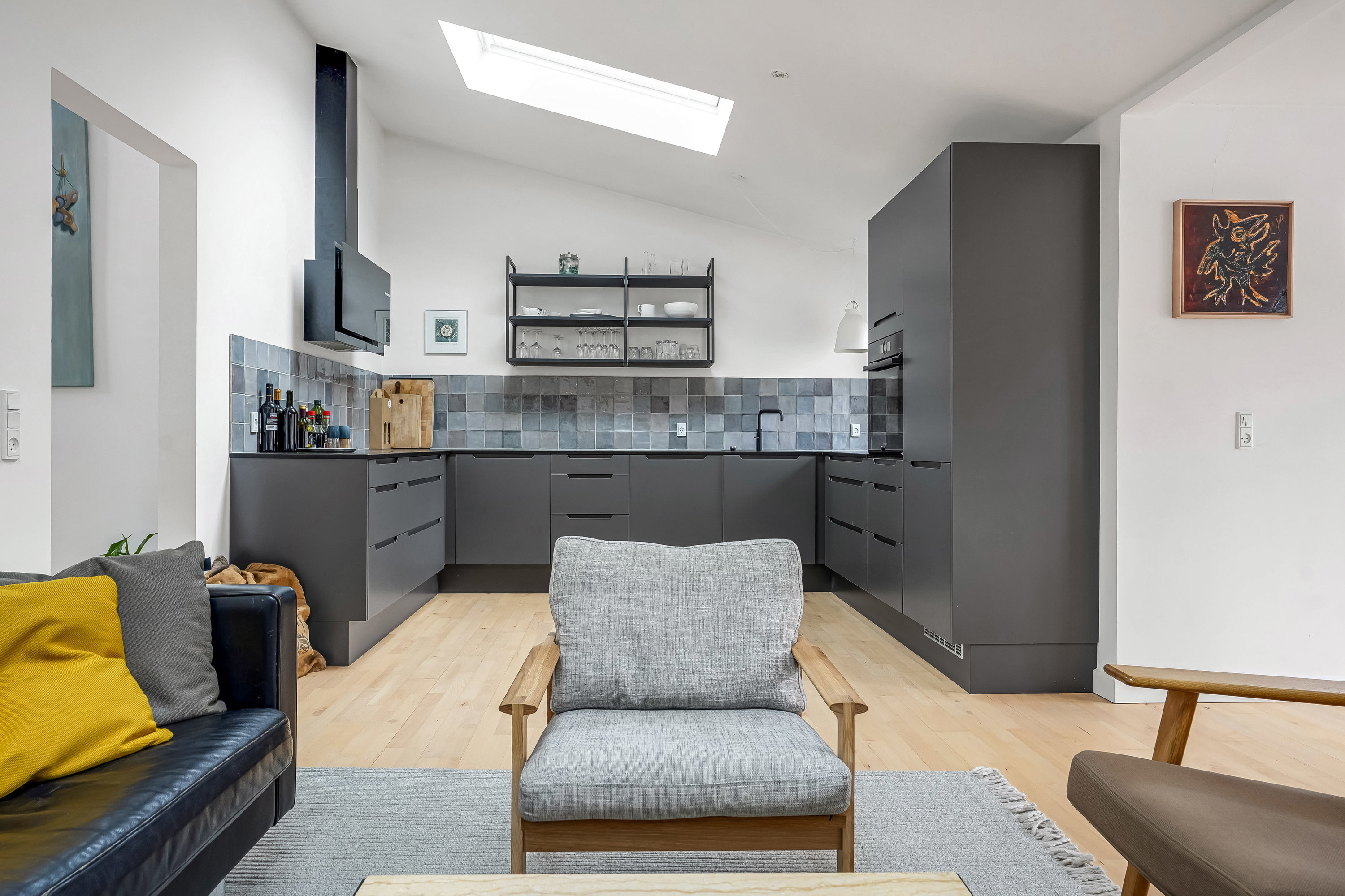 Fremhævet køkken billede i fuldskærmstilstand. Billede af Hesbjergvænget 42, 5230 Odense M