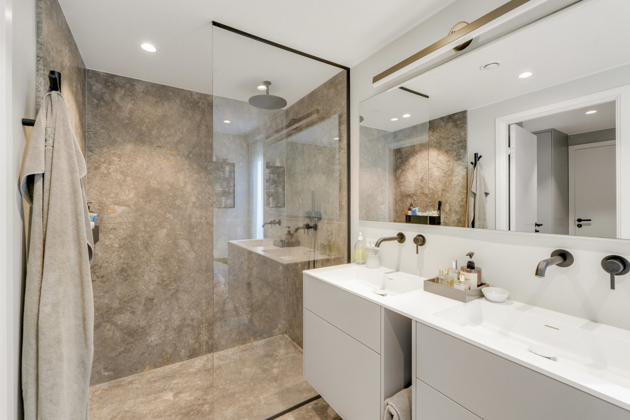 Fremhævet  billede i fuldskærmstilstand. Billede af Skovshovedvej 23B, 2920 Charlottenlund