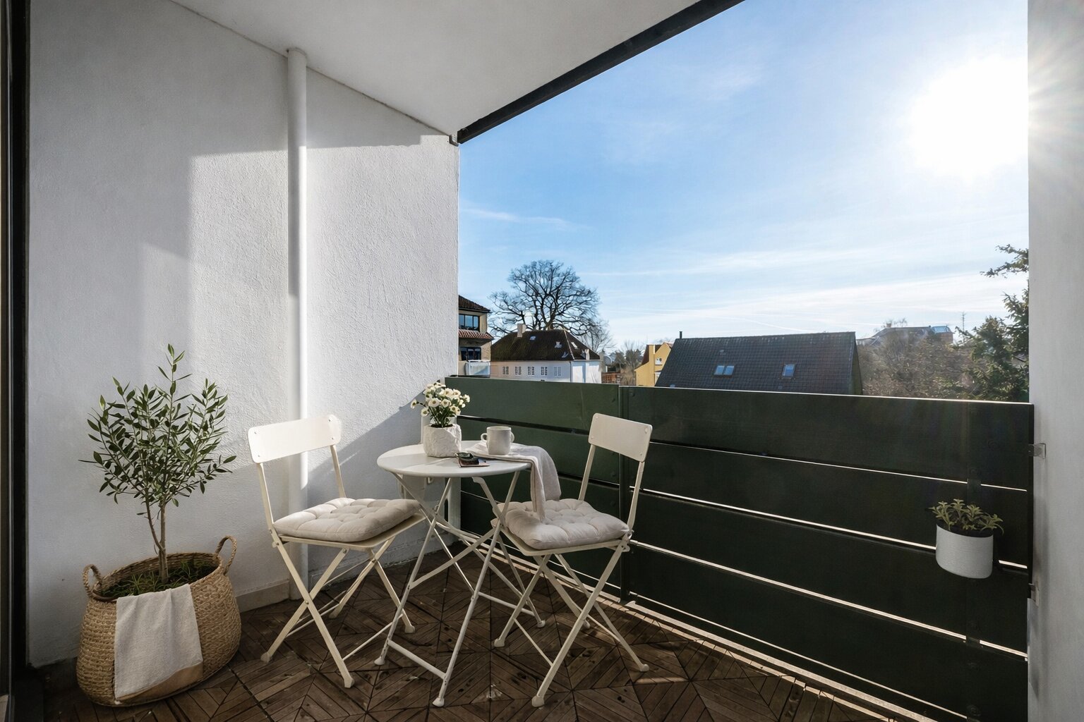 Fremhævet  billede i fuldskærmstilstand. Billede af Jægersborg Alle 43, 1. th., 2920 Charlottenlund