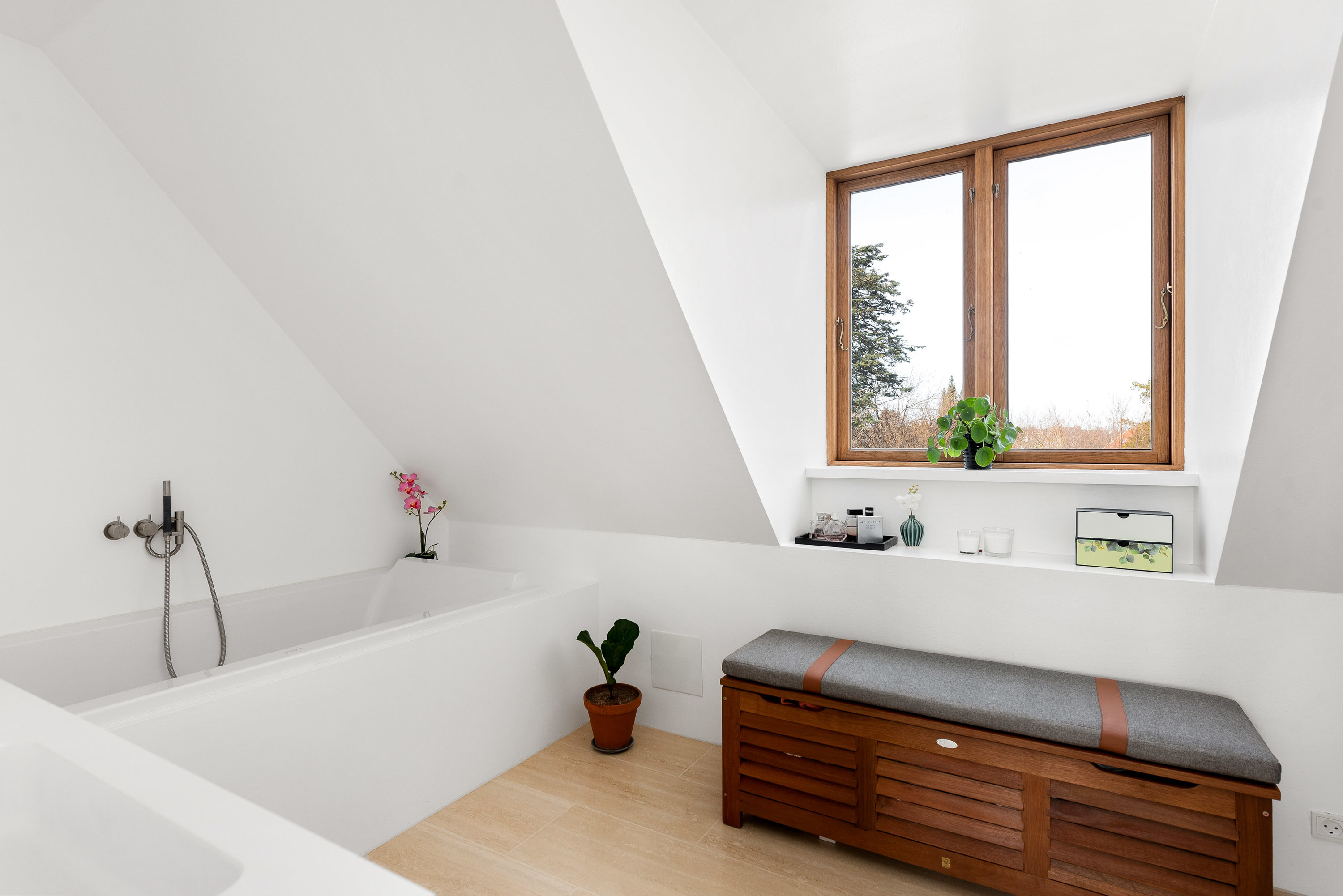 Fremhævet  billede i fuldskærmstilstand. Billede af Aldershvilevej 84, 2880 Bagsværd