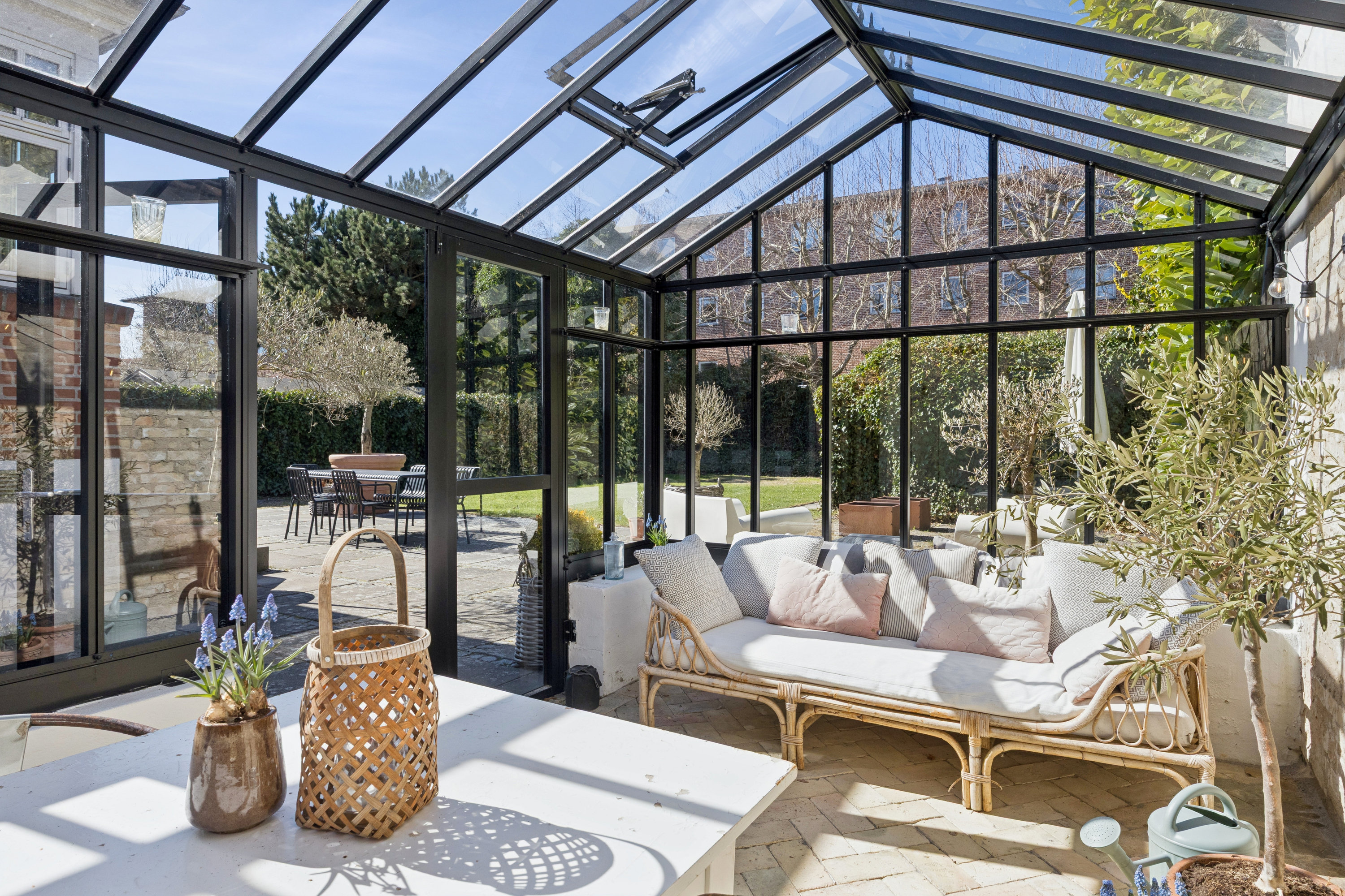 Fremhævet udestue billede i fuldskærmstilstand. Billede af Stormøllevej 31, 4600 Køge