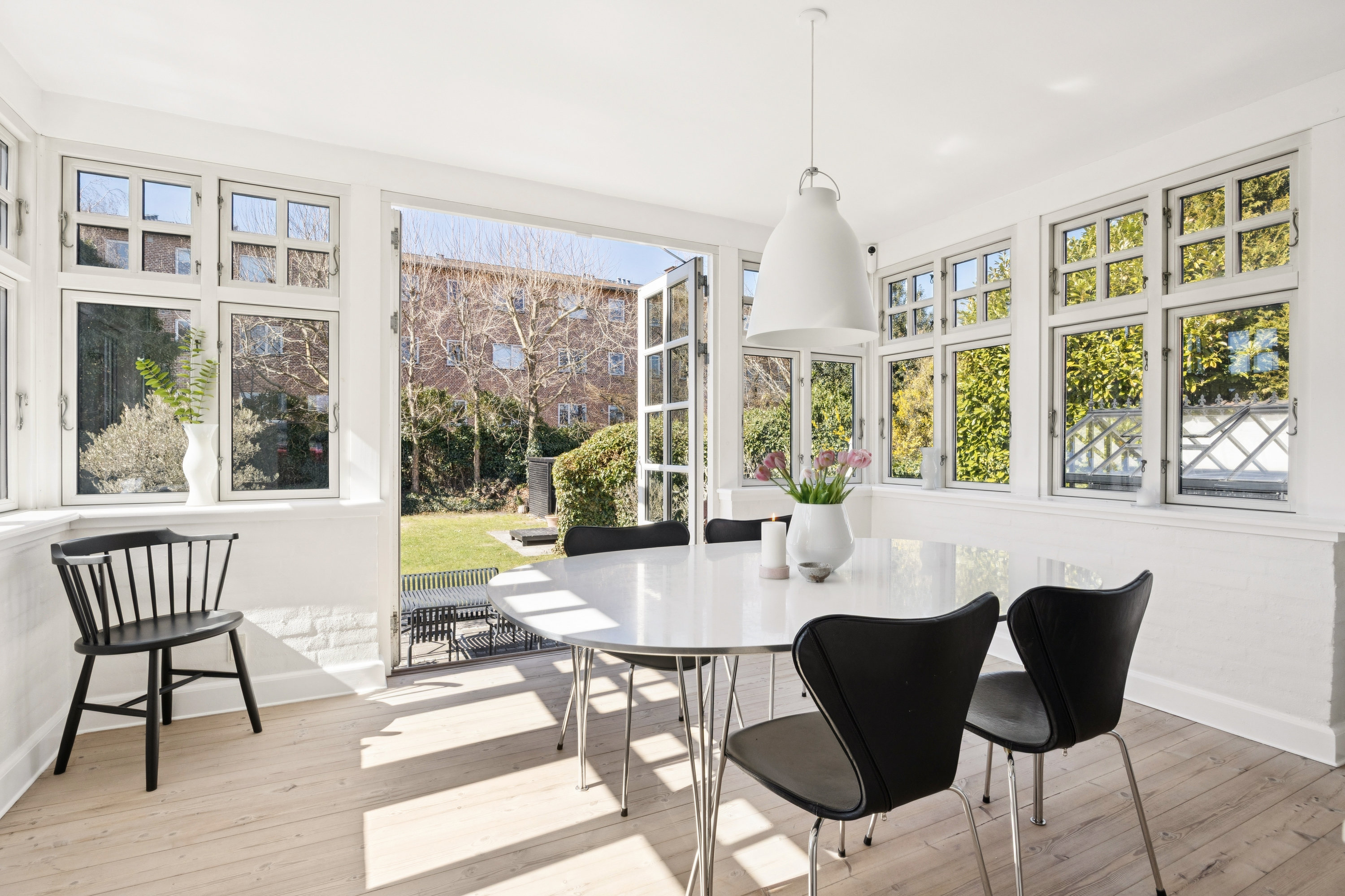 Fremhævet stue billede i fuldskærmstilstand. Billede af Stormøllevej 31, 4600 Køge