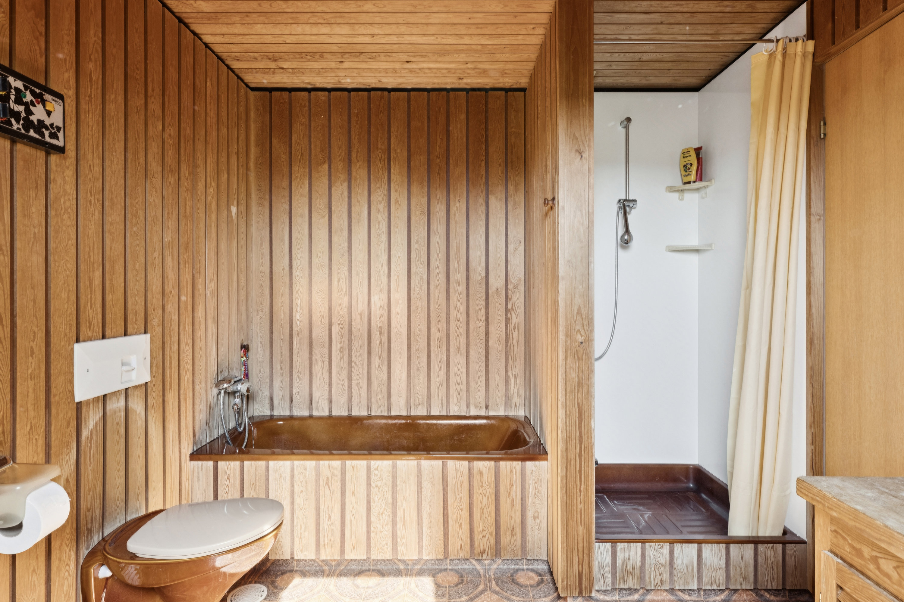 Fremhævet badeværelse billede i fuldskærmstilstand. Billede af Vælding Bjergvej 17, Nørbølling, 6650 Brørup