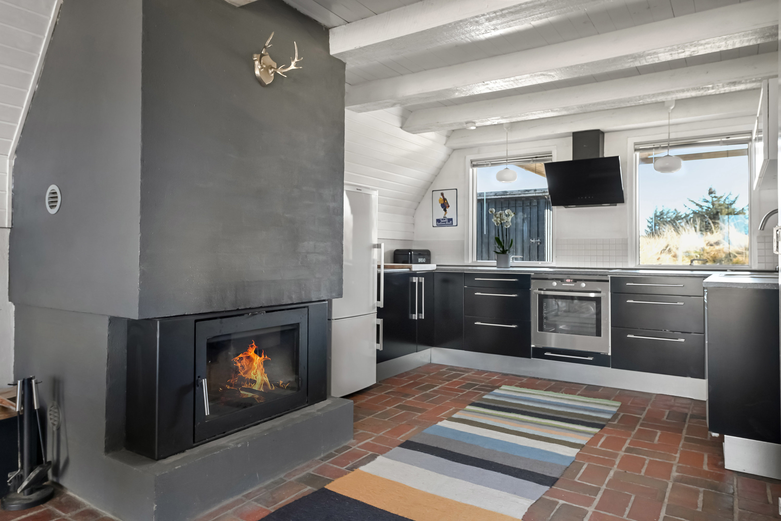 Fremhævet køkken billede i fuldskærmstilstand. Billede af Slunden 76, Rindby Strand, 6720 Fanø