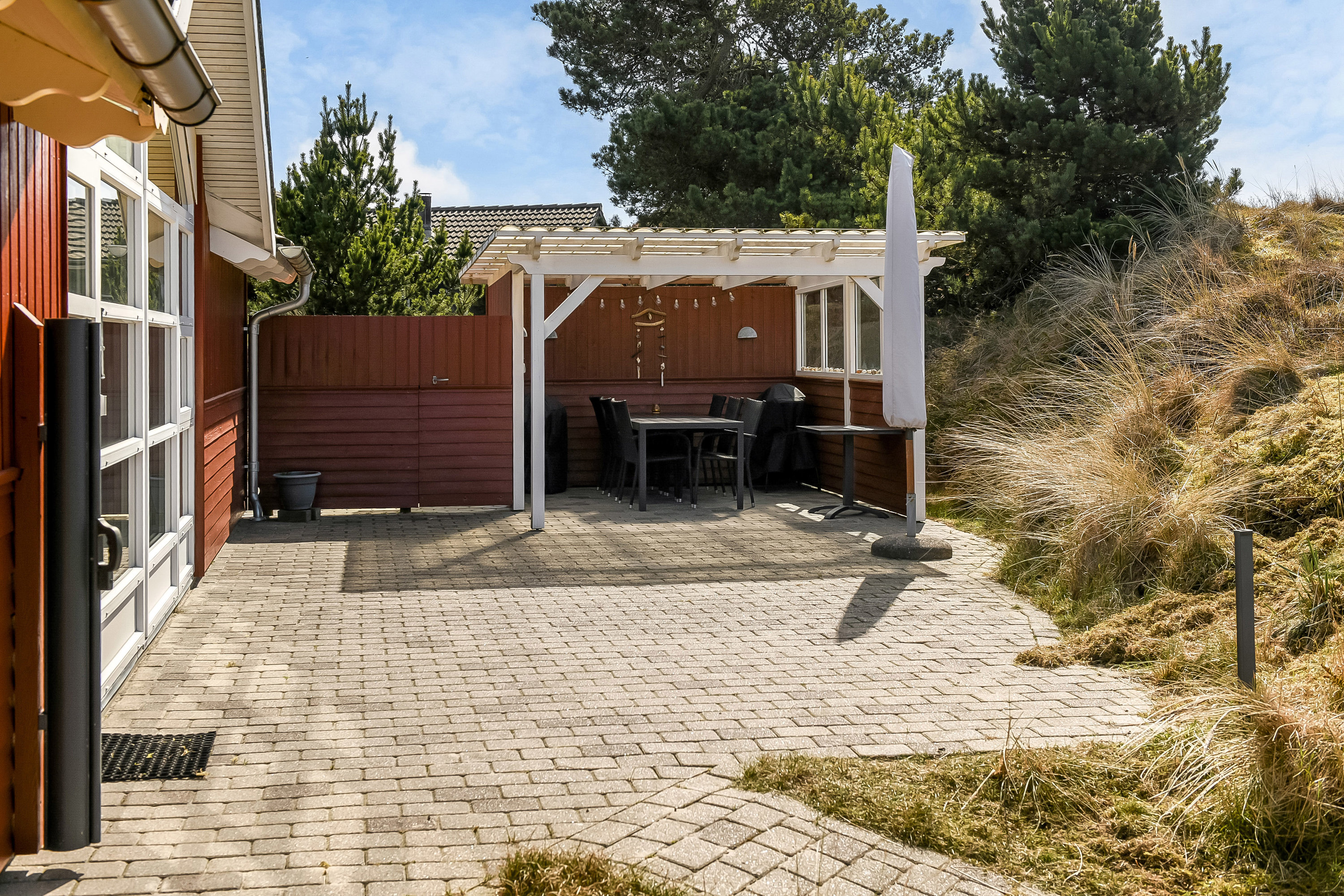 Fremhævet have billede i fuldskærmstilstand. Billede af Strandgårdsvej 11, Rindby Strand, 6720 Fanø