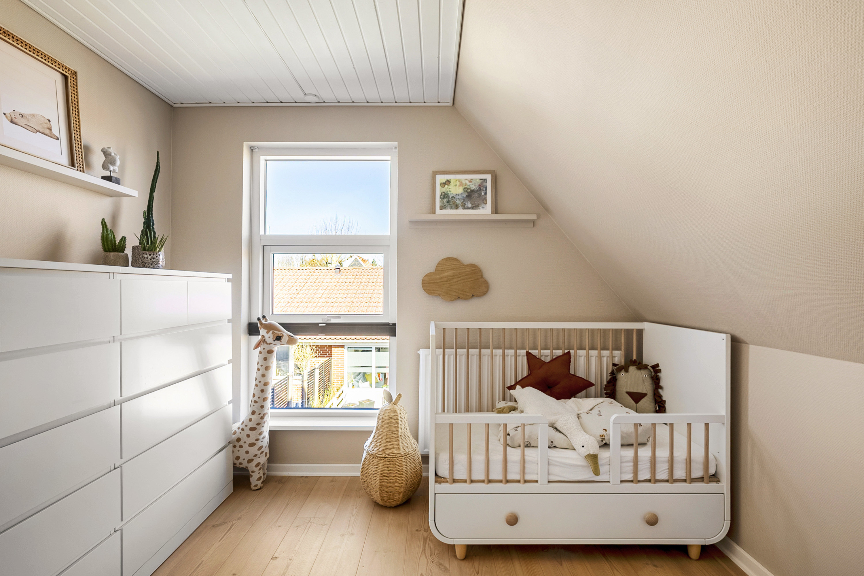 Fremhævet soveværelse billede i fuldskærmstilstand. Billede af Ugletoften 149, Højby, 5260 Odense S