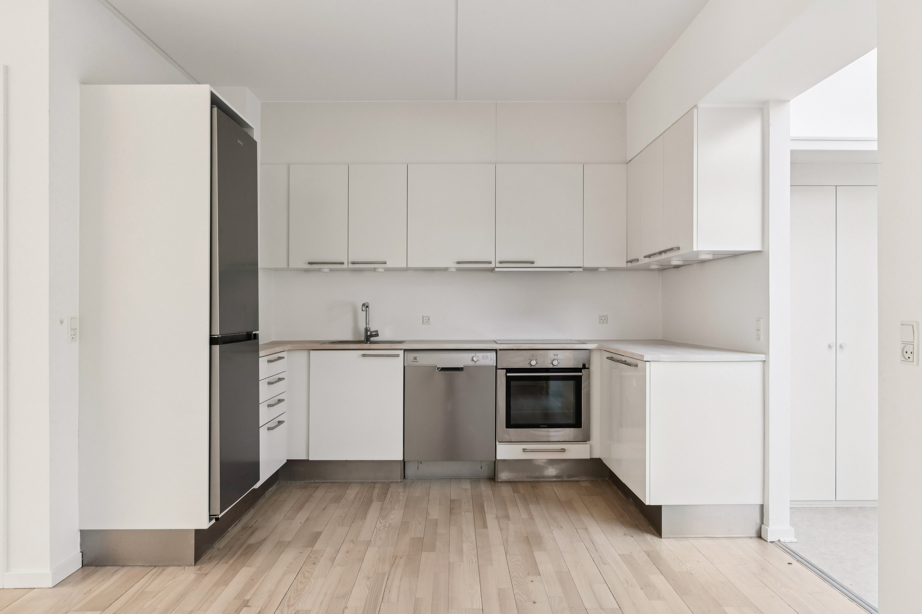 Fremhævet køkken billede i fuldskærmstilstand. Billede af Strandhaven 105, 2665 Vallensbæk Strand