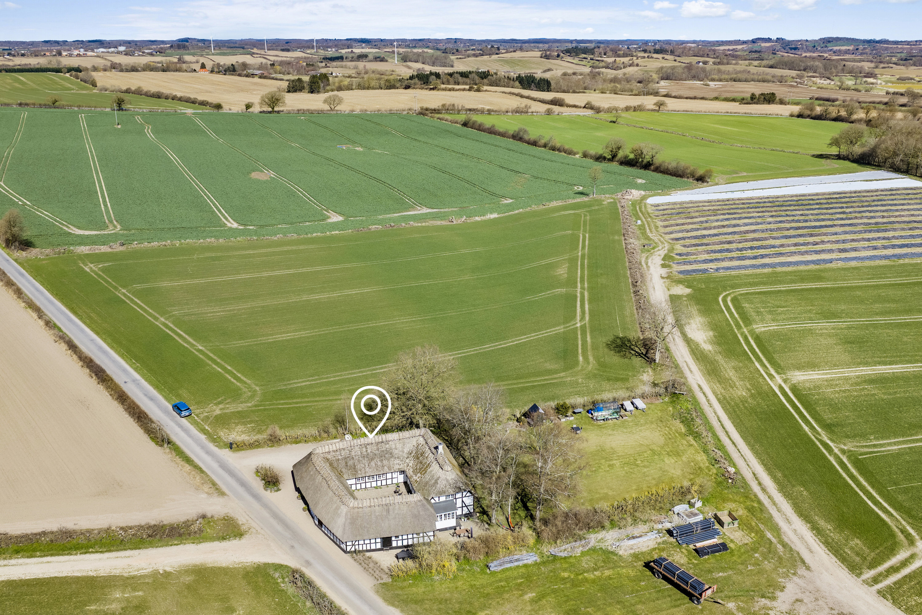 Fremhævet luftfoto billede i fuldskærmstilstand. Billede af Vesemosegyden 5, Voldtofte, 5620 Glamsbjerg