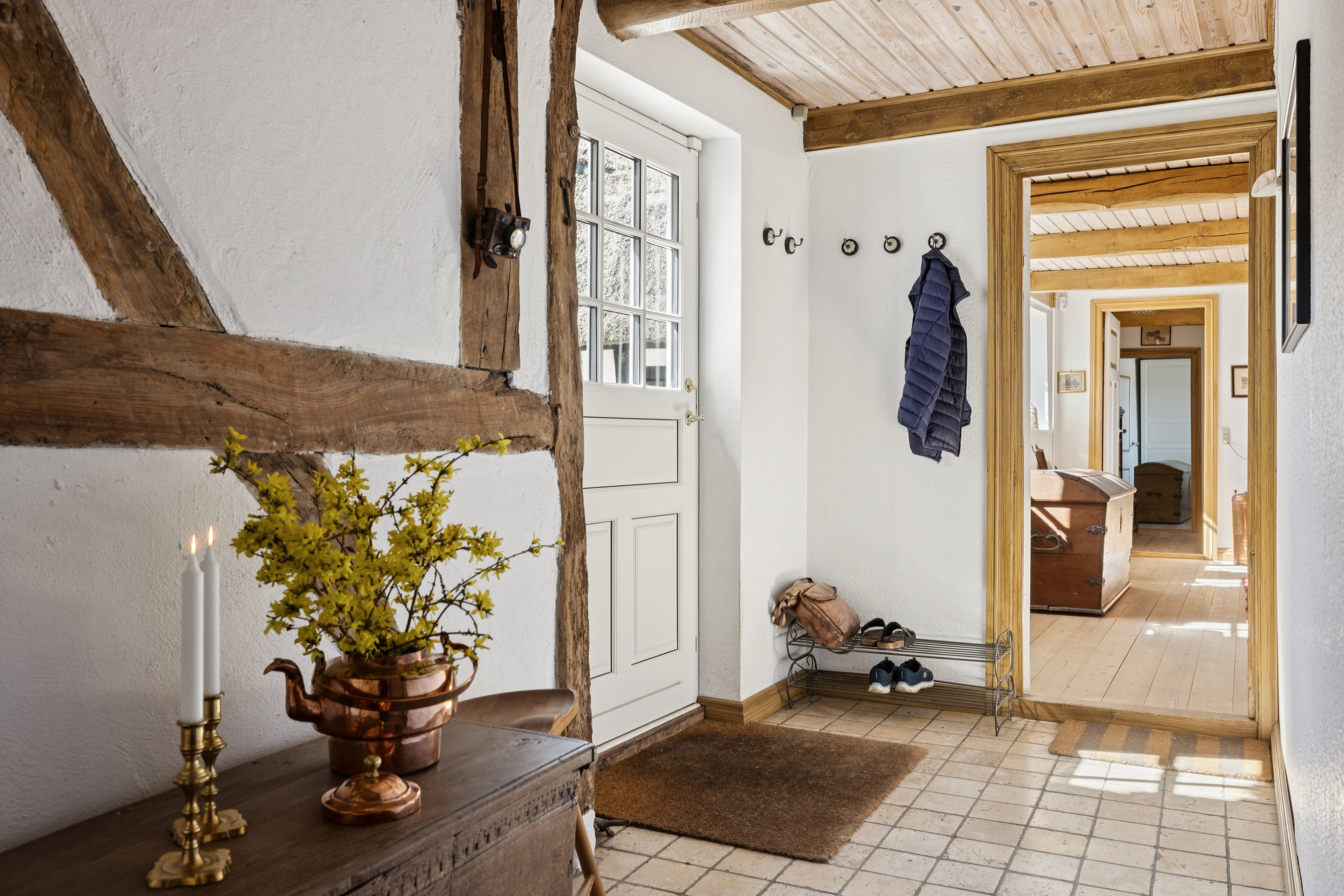 Fremhævet gang billede i fuldskærmstilstand. Billede af Vesemosegyden 5, Voldtofte, 5620 Glamsbjerg