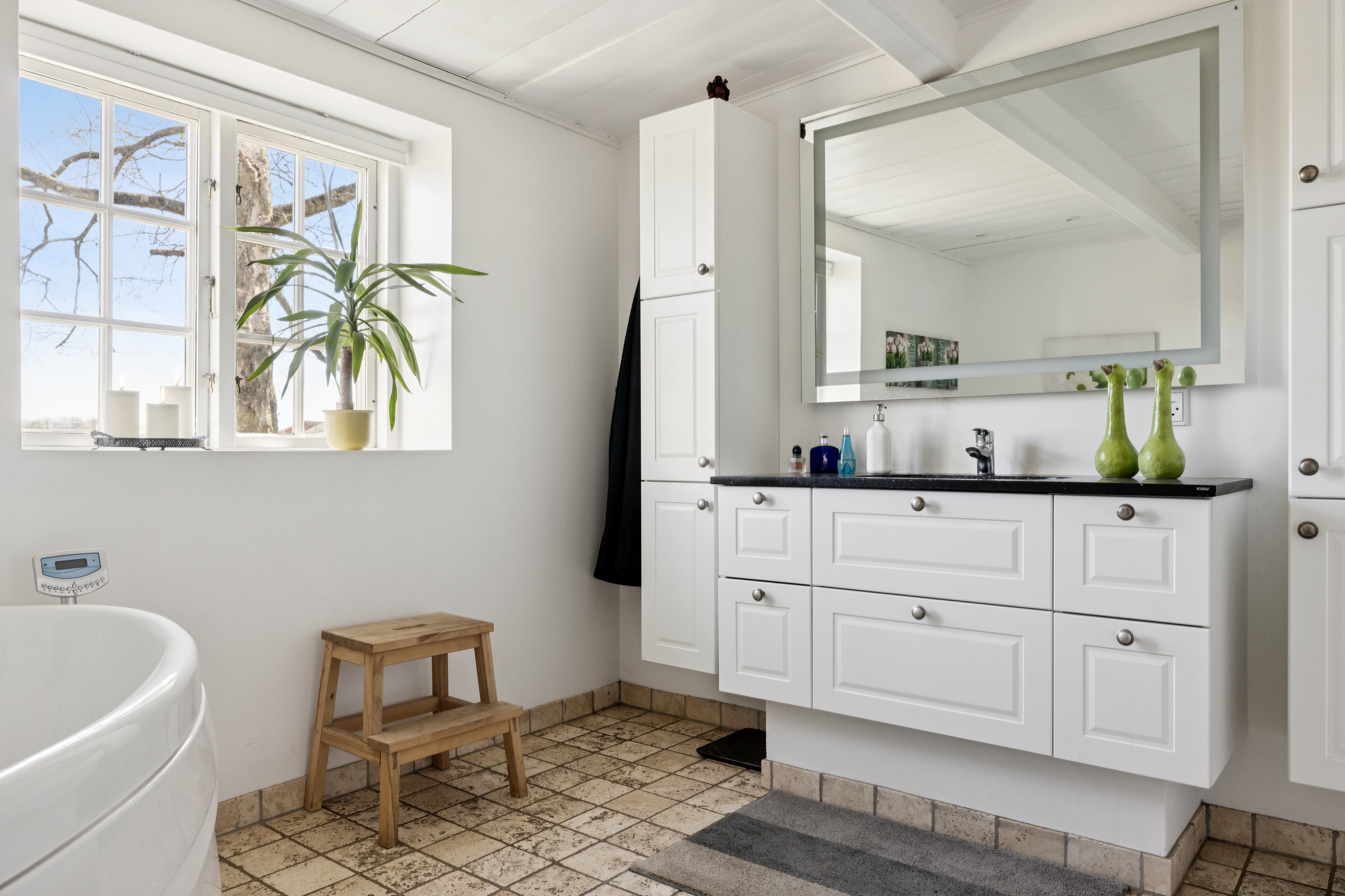 Fremhævet badeværelse billede i fuldskærmstilstand. Billede af Vesemosegyden 5, Voldtofte, 5620 Glamsbjerg