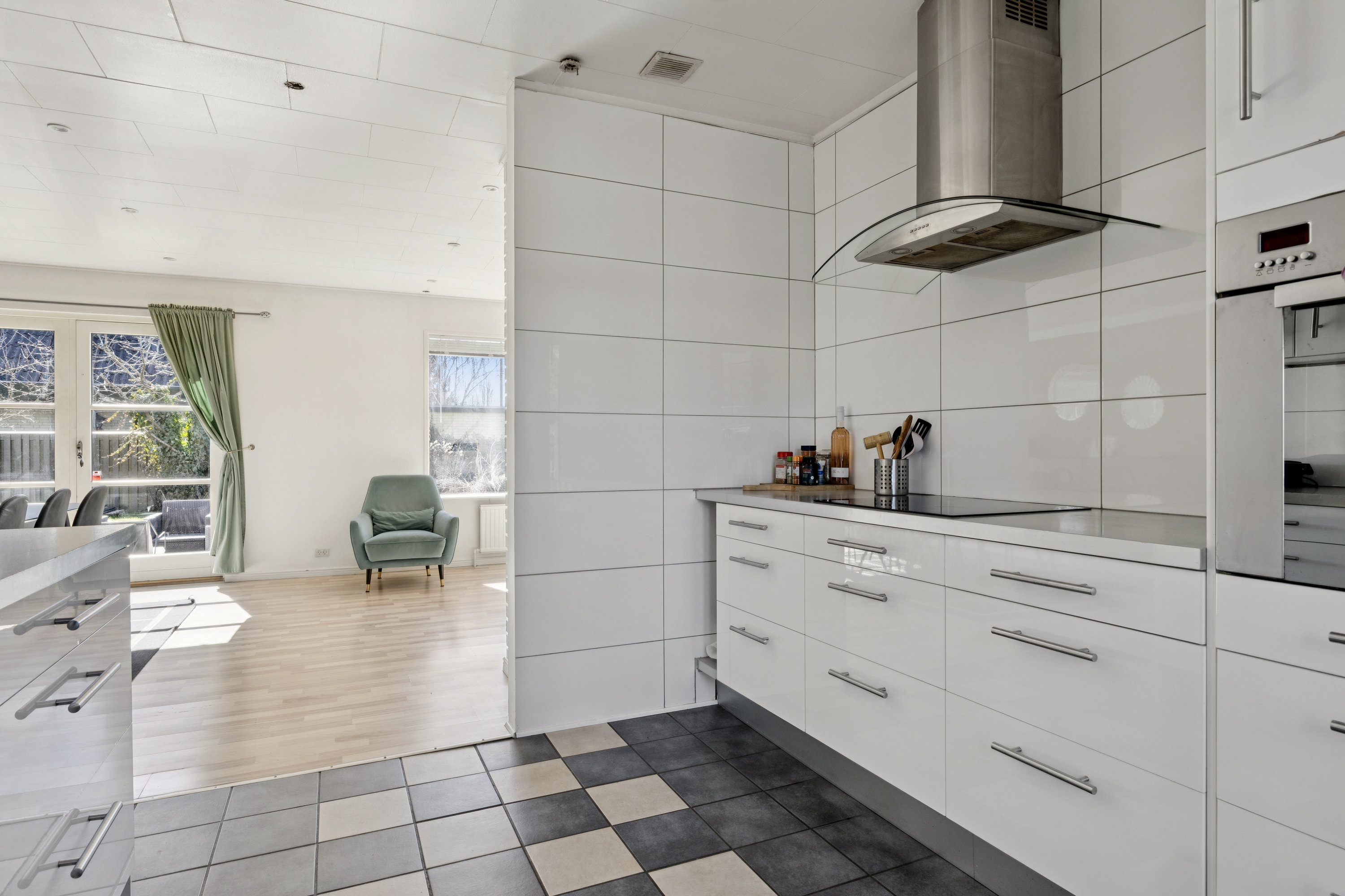 Fremhævet køkken billede i fuldskærmstilstand. Billede af Dørrøjel 31, 2670 Greve
