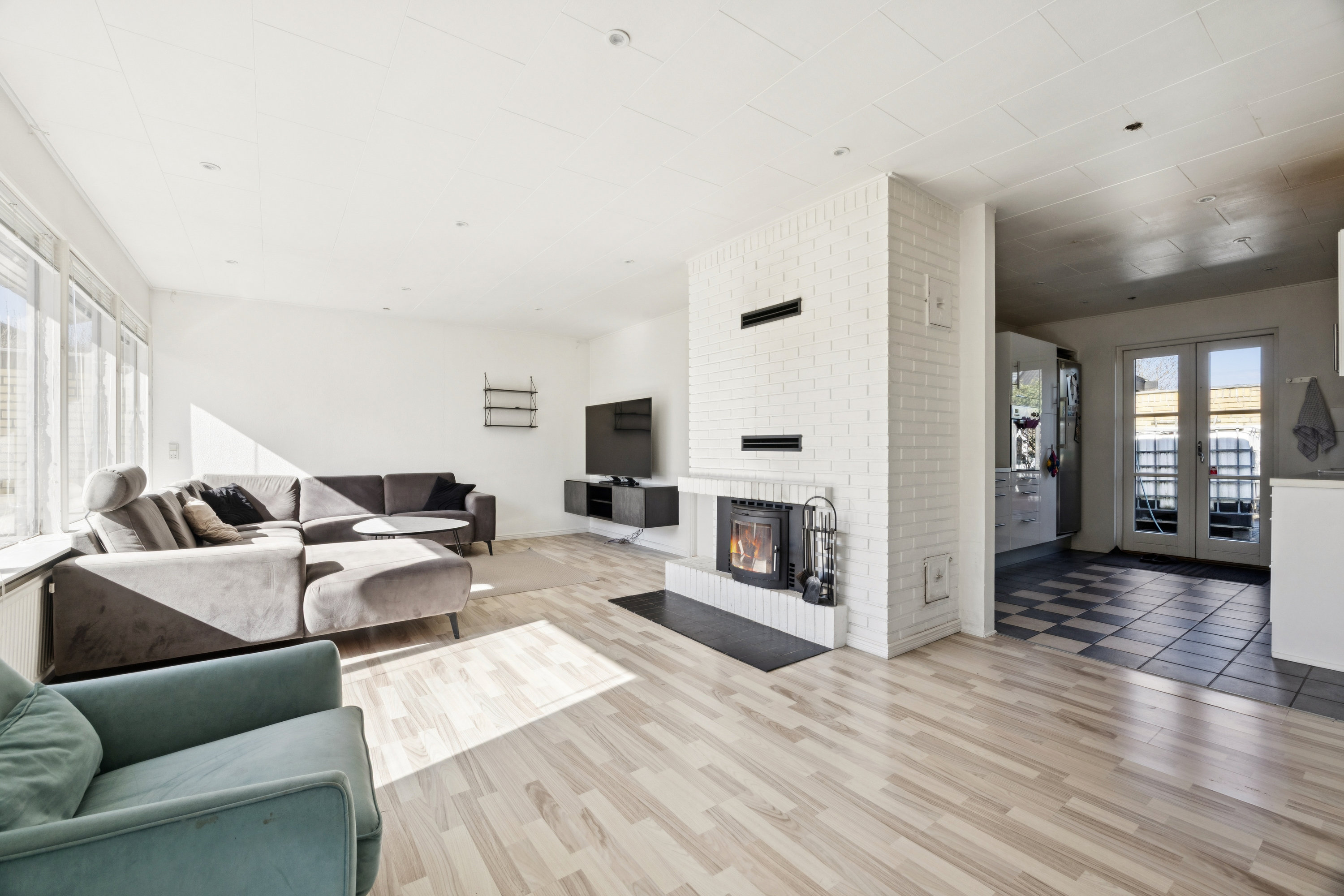 Fremhævet stue billede i fuldskærmstilstand. Billede af Dørrøjel 31, 2670 Greve