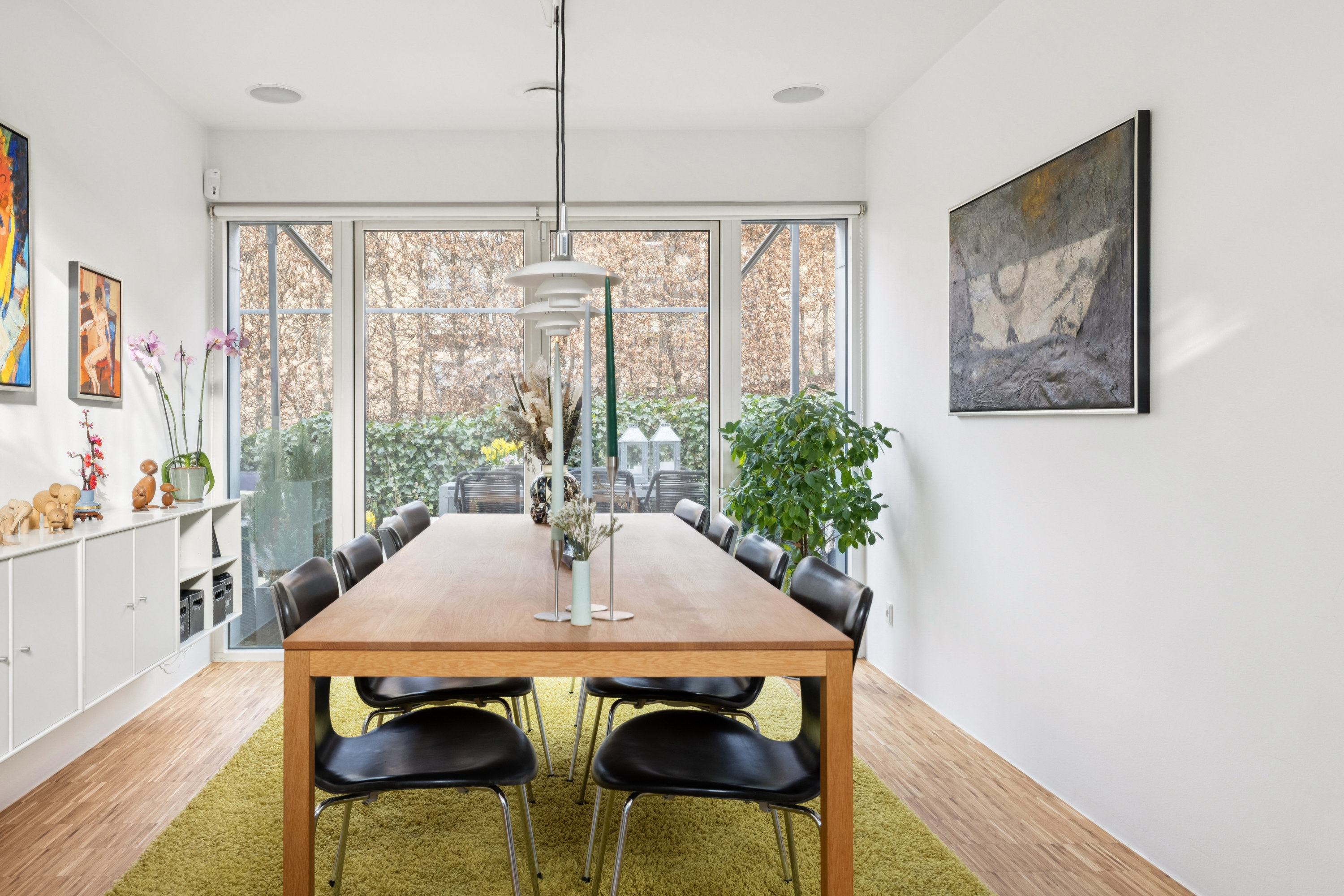 Fremhævet stue billede i fuldskærmstilstand. Billede af Liseborg Mark 92, 8800 Viborg