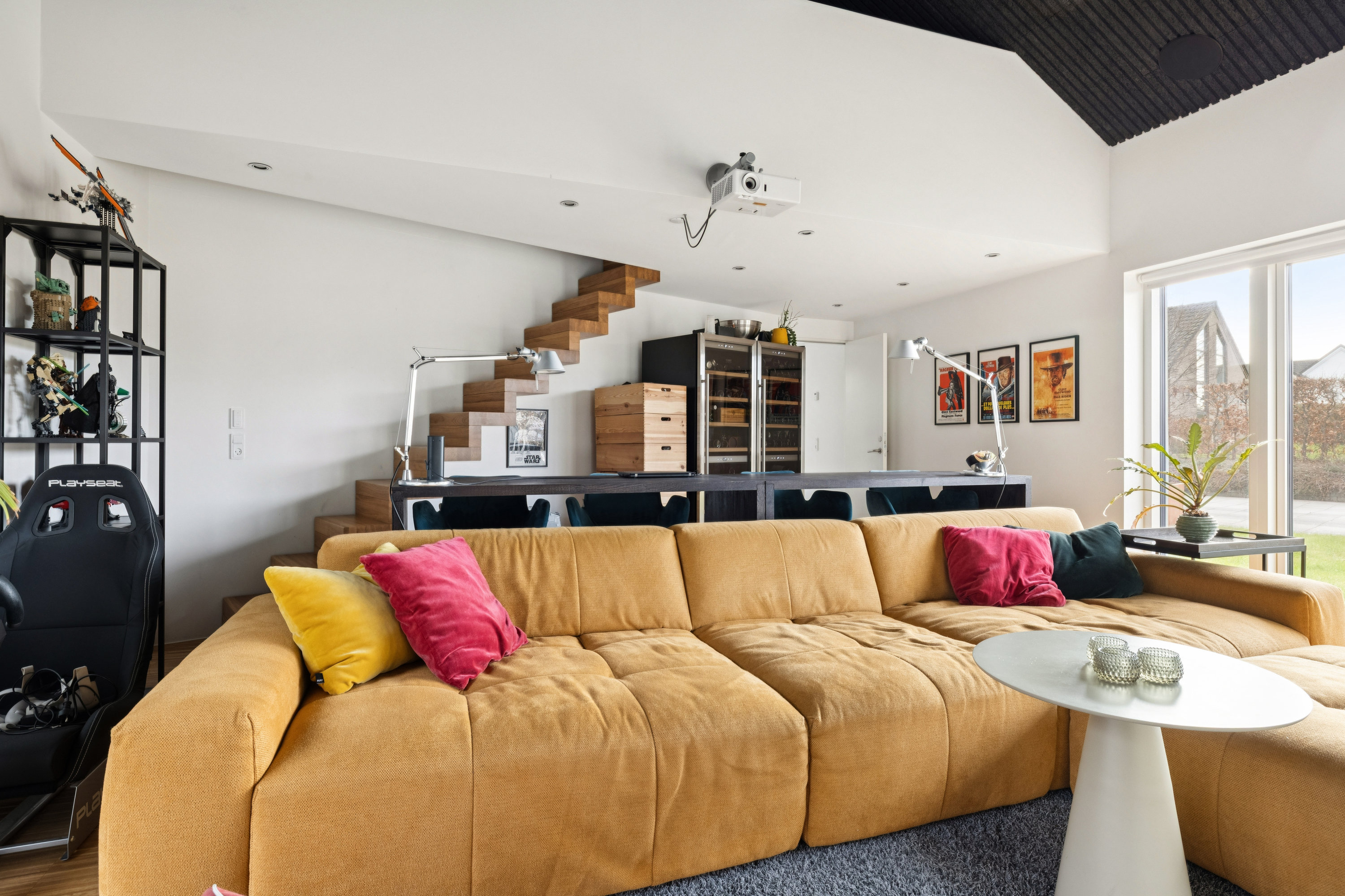 Fremhævet stue billede i fuldskærmstilstand. Billede af Liseborg Mark 92, 8800 Viborg