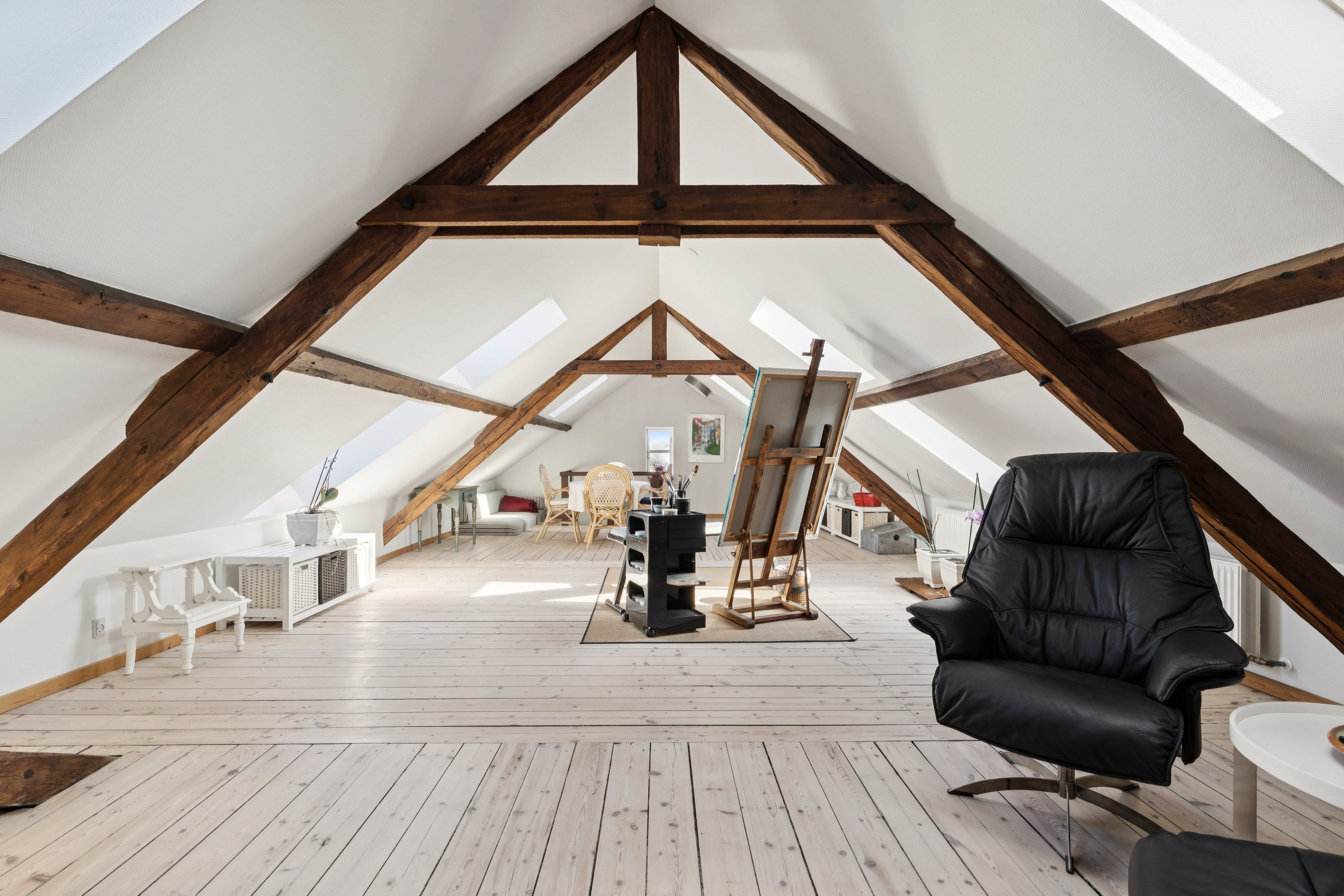 Fremhævet stue billede i fuldskærmstilstand. Billede af Jernbanegade 6, 1., 9510 Arden