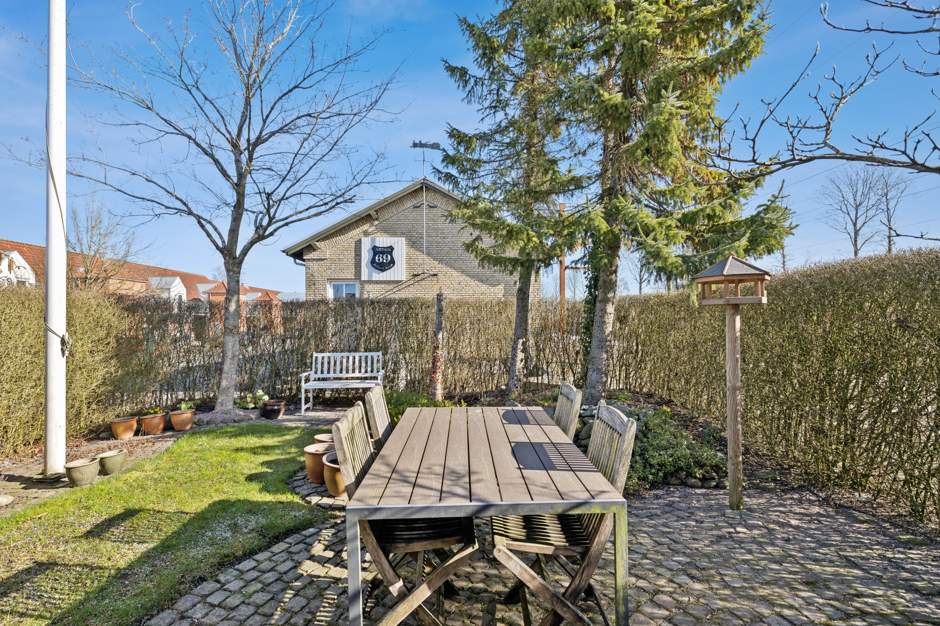 Fremhævet have billede i fuldskærmstilstand. Billede af Jernbanegade 6, 1., 9510 Arden