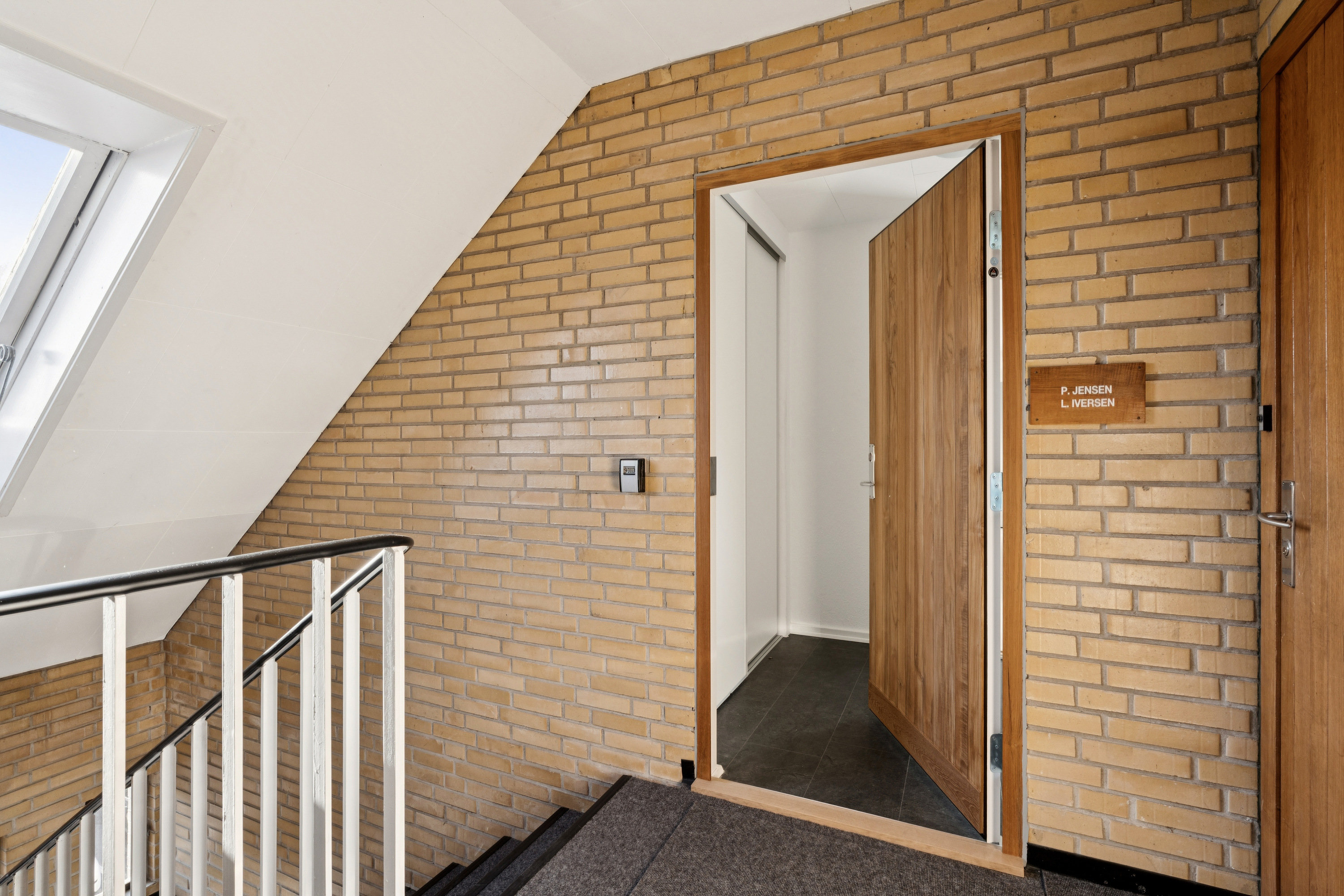 Fremhævet gang billede i fuldskærmstilstand. Billede af Jakob Skomager Vej 1, 2. 1., Hasseris, 9000 Aalborg