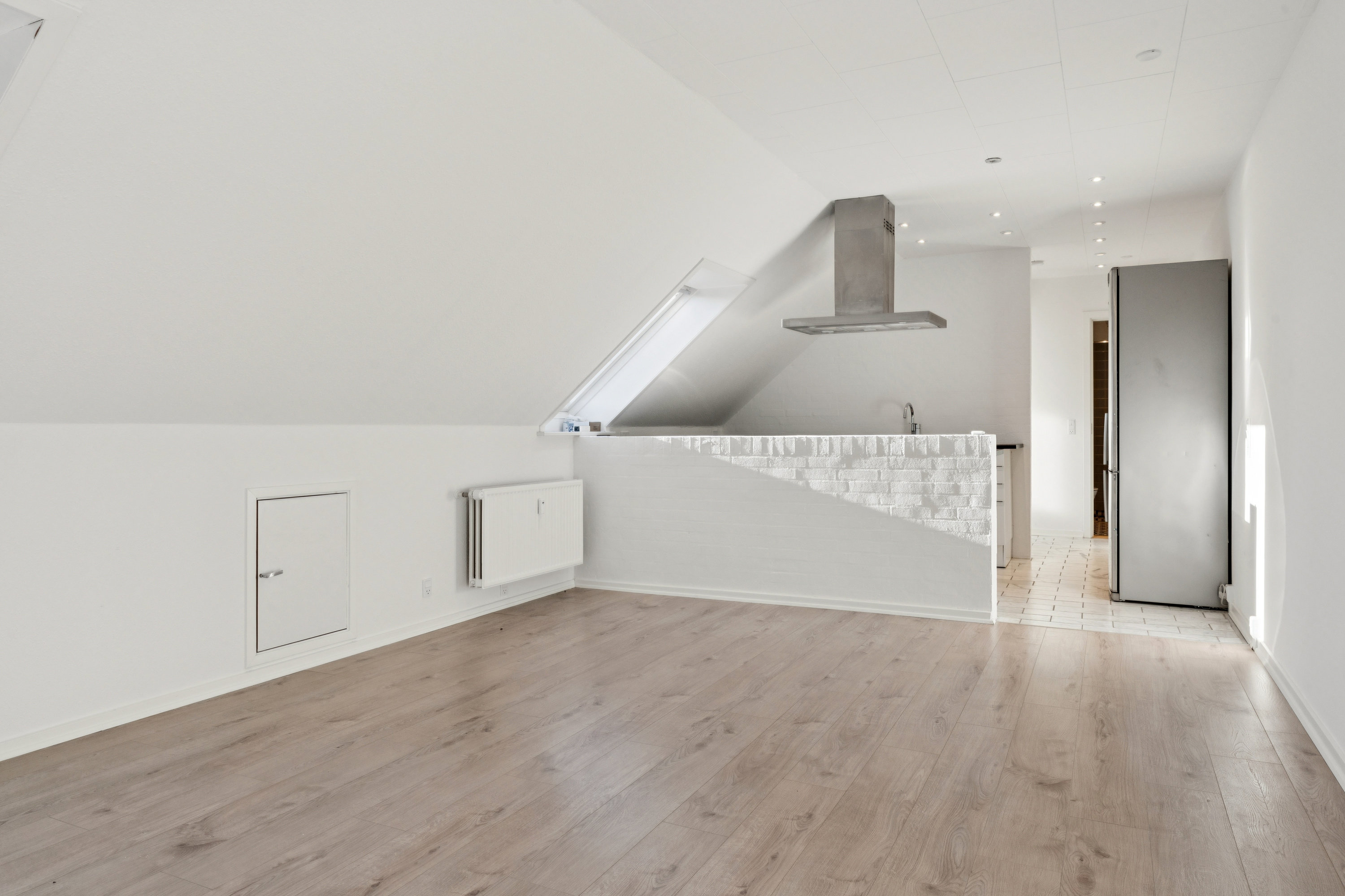 Fremhævet stue billede i fuldskærmstilstand. Billede af Jakob Skomager Vej 1, 2. 1., Hasseris, 9000 Aalborg