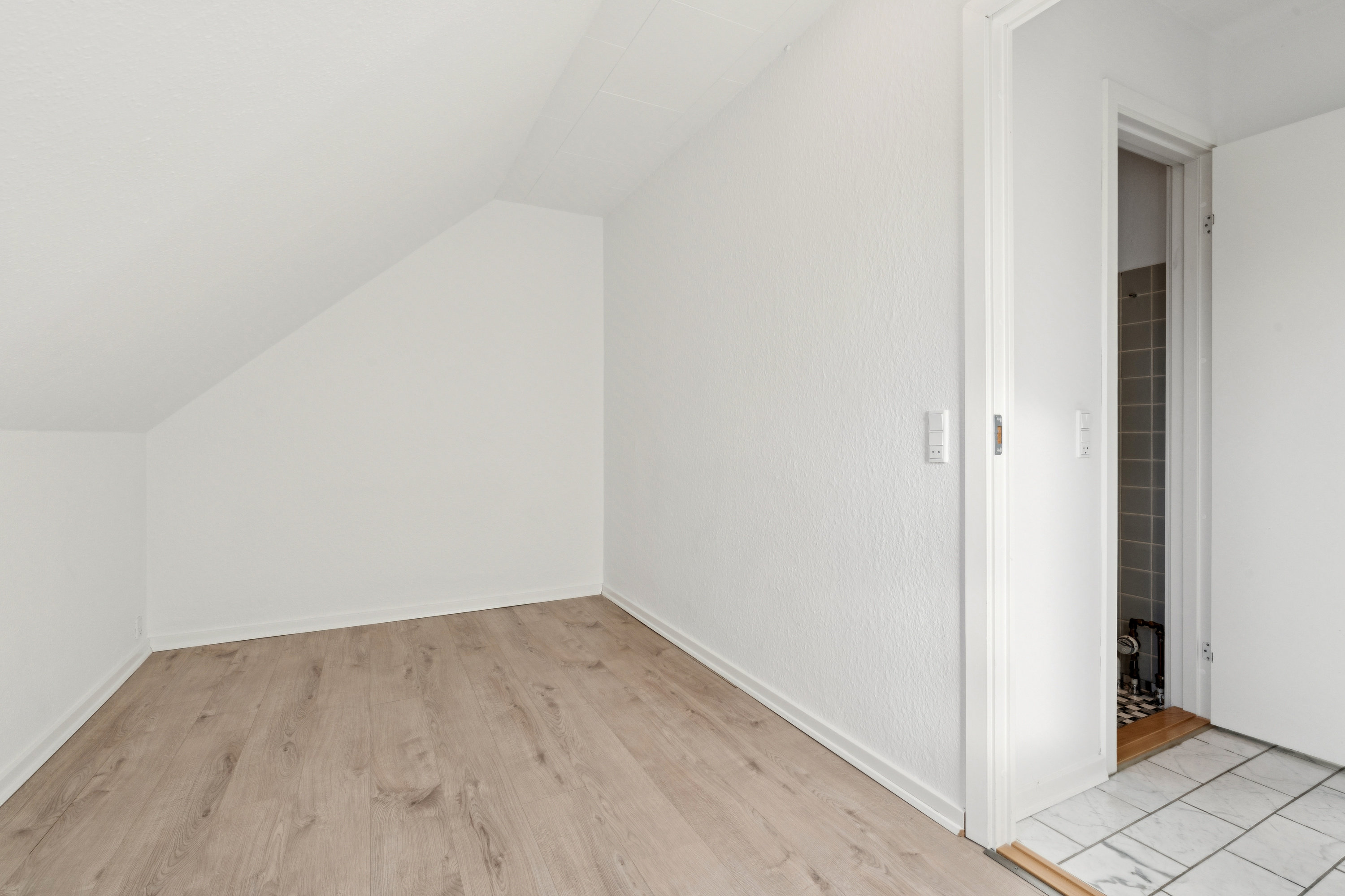 Fremhævet værelse billede i fuldskærmstilstand. Billede af Jakob Skomager Vej 1, 2. 1., Hasseris, 9000 Aalborg