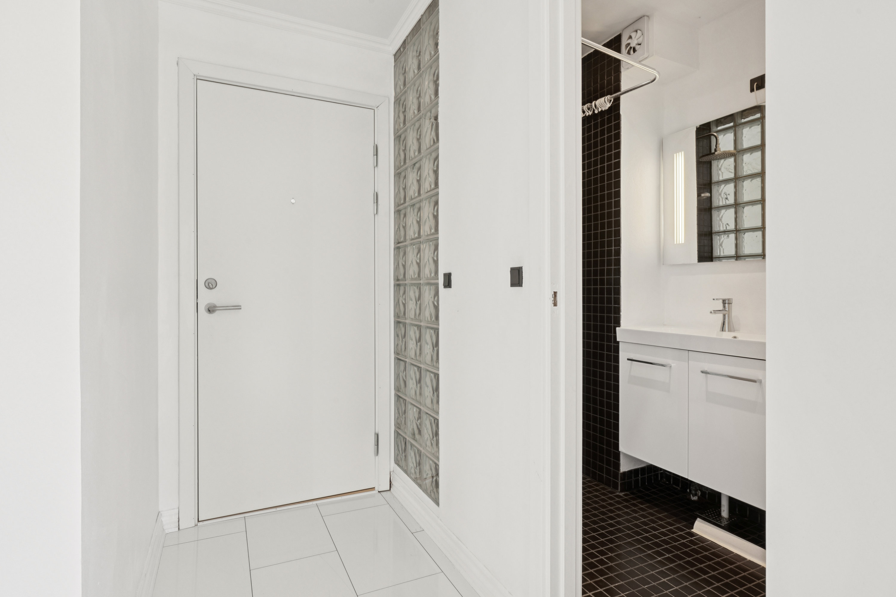 Fremhævet gang billede i fuldskærmstilstand. Billede af Annebergvej 21, 2. 4., 9000 Aalborg