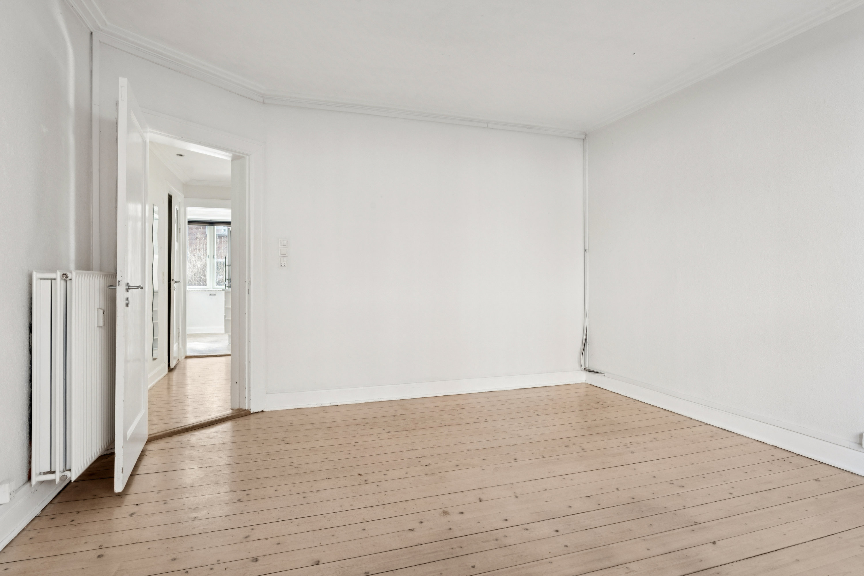 Fremhævet gang billede i fuldskærmstilstand. Billede af Dybbølgade 12, 1. th., 9000 Aalborg