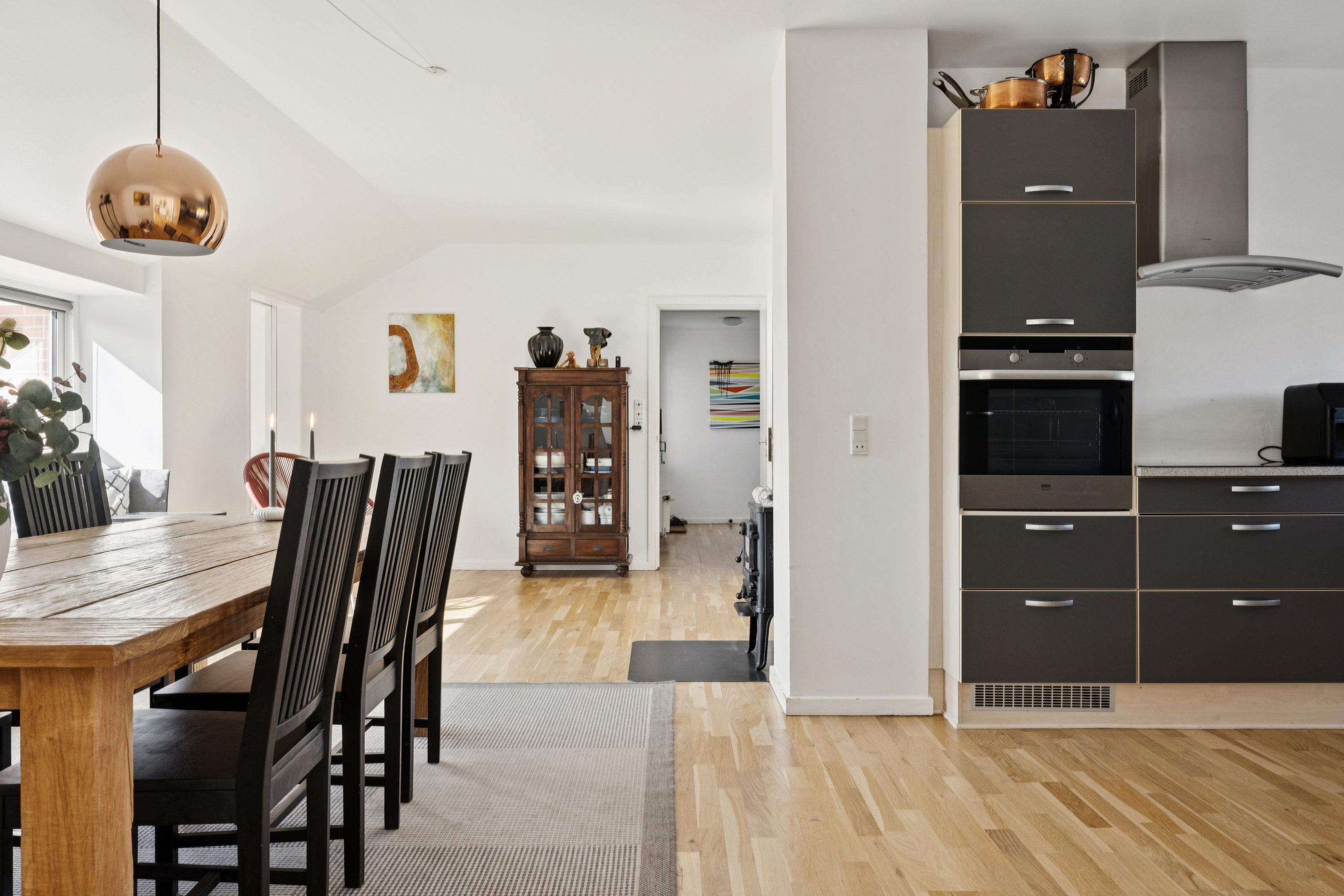 Fremhævet køkken billede i fuldskærmstilstand. Billede af Blomstervænget 9, 5610 Assens