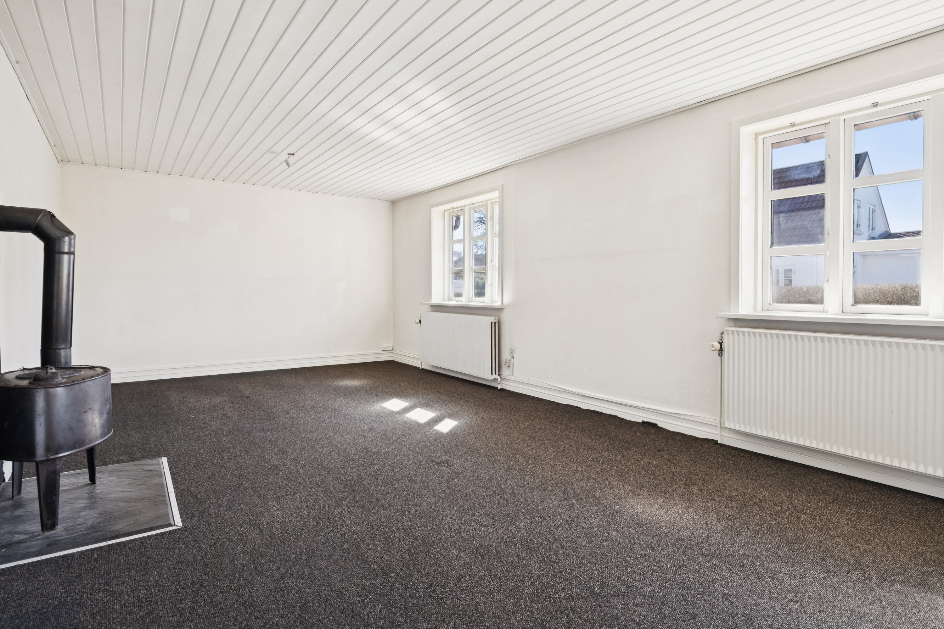 Fremhævet værelse billede i fuldskærmstilstand. Billede af Lindevej 9, 9370 Hals