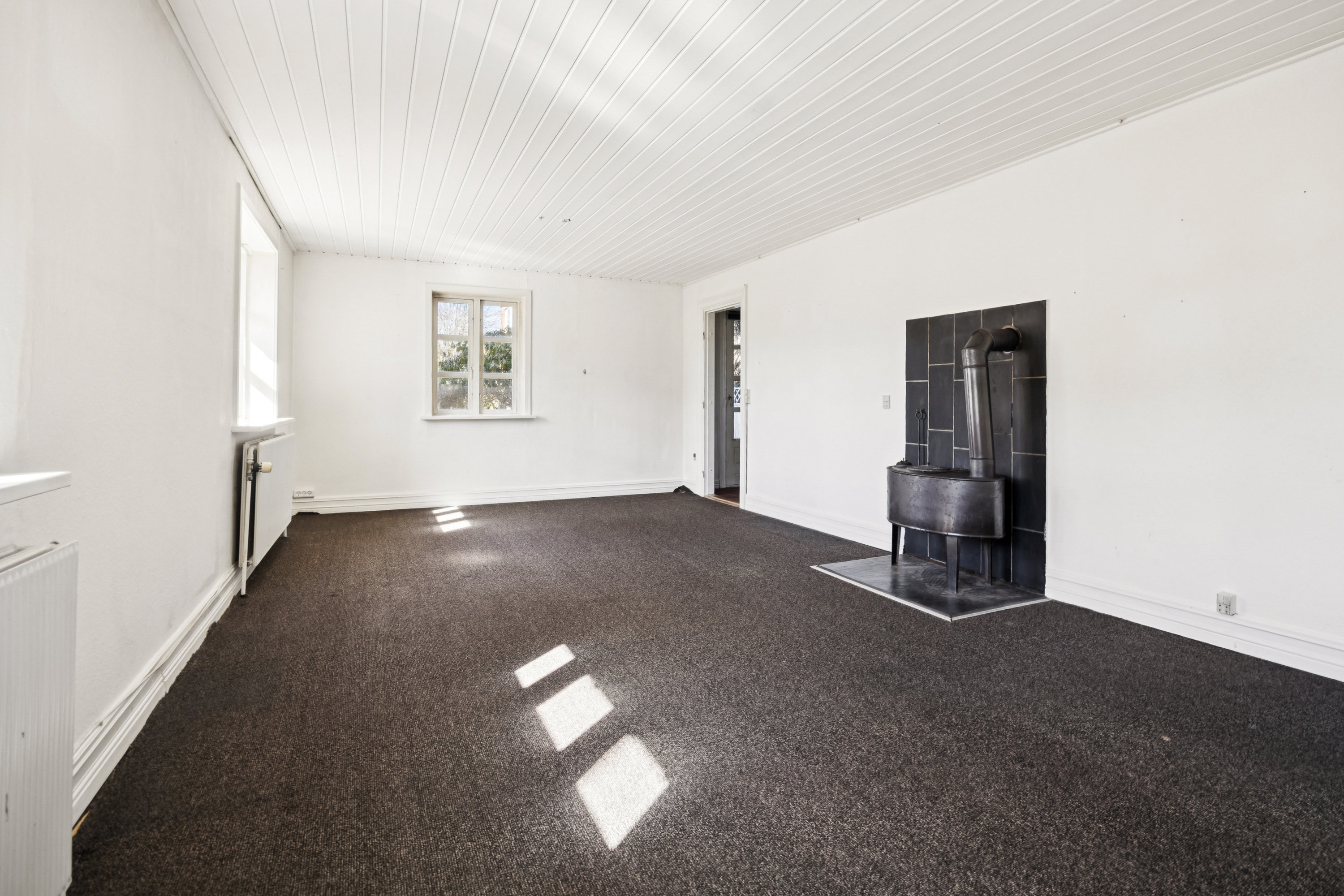 Fremhævet stue billede i fuldskærmstilstand. Billede af Lindevej 9, 9370 Hals