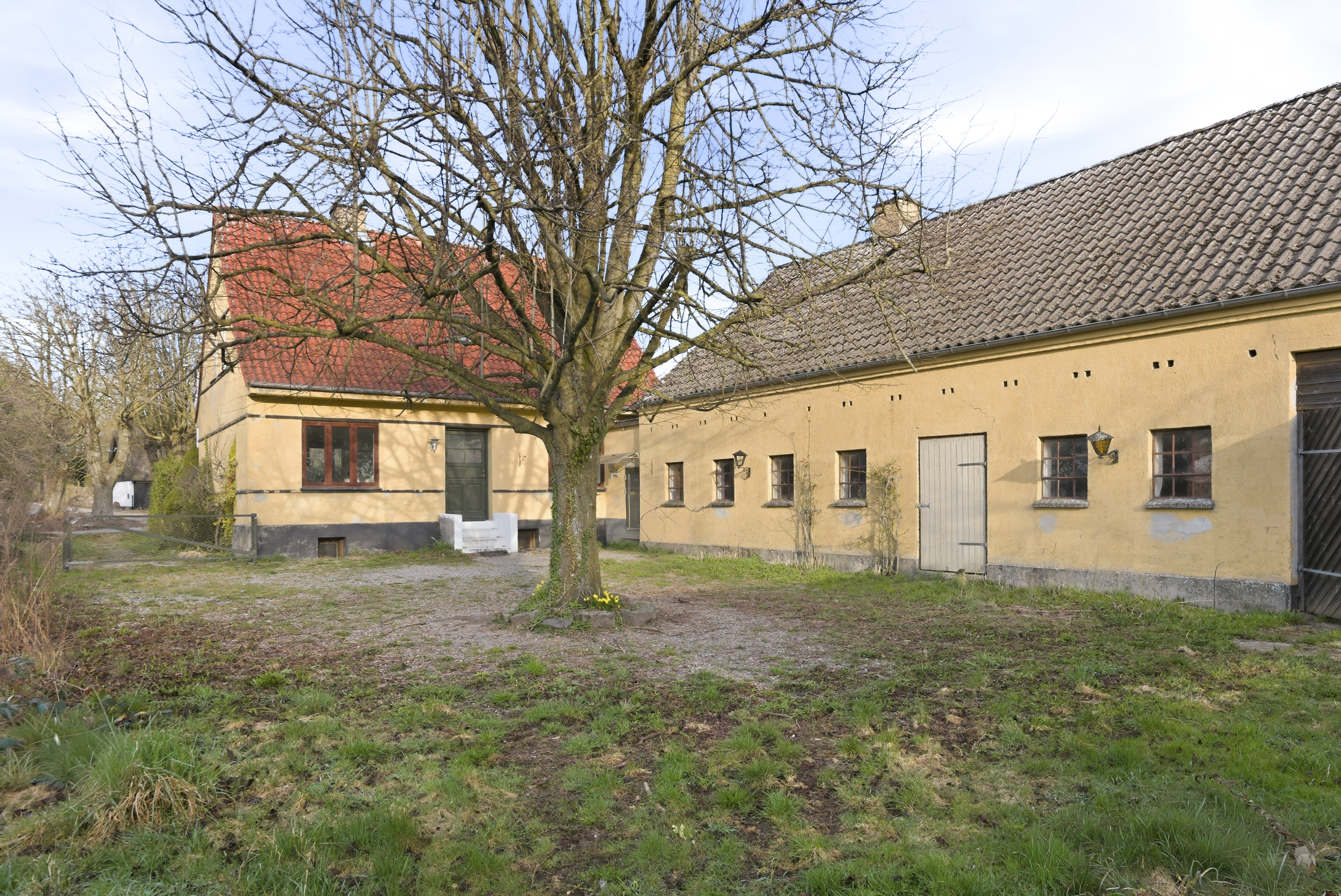 Fremhævet facade billede i fuldskærmstilstand. Billede af Bystævnet 26, Bederslev, 5450 Otterup