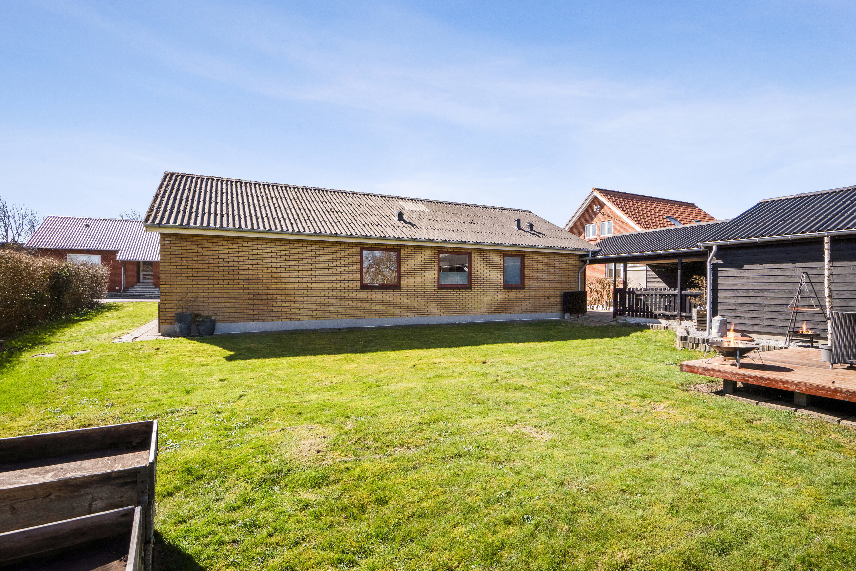 Fremhævet set fra haven billede i fuldskærmstilstand. Billede af Østre Alle 21, 7760 Hurup Thy