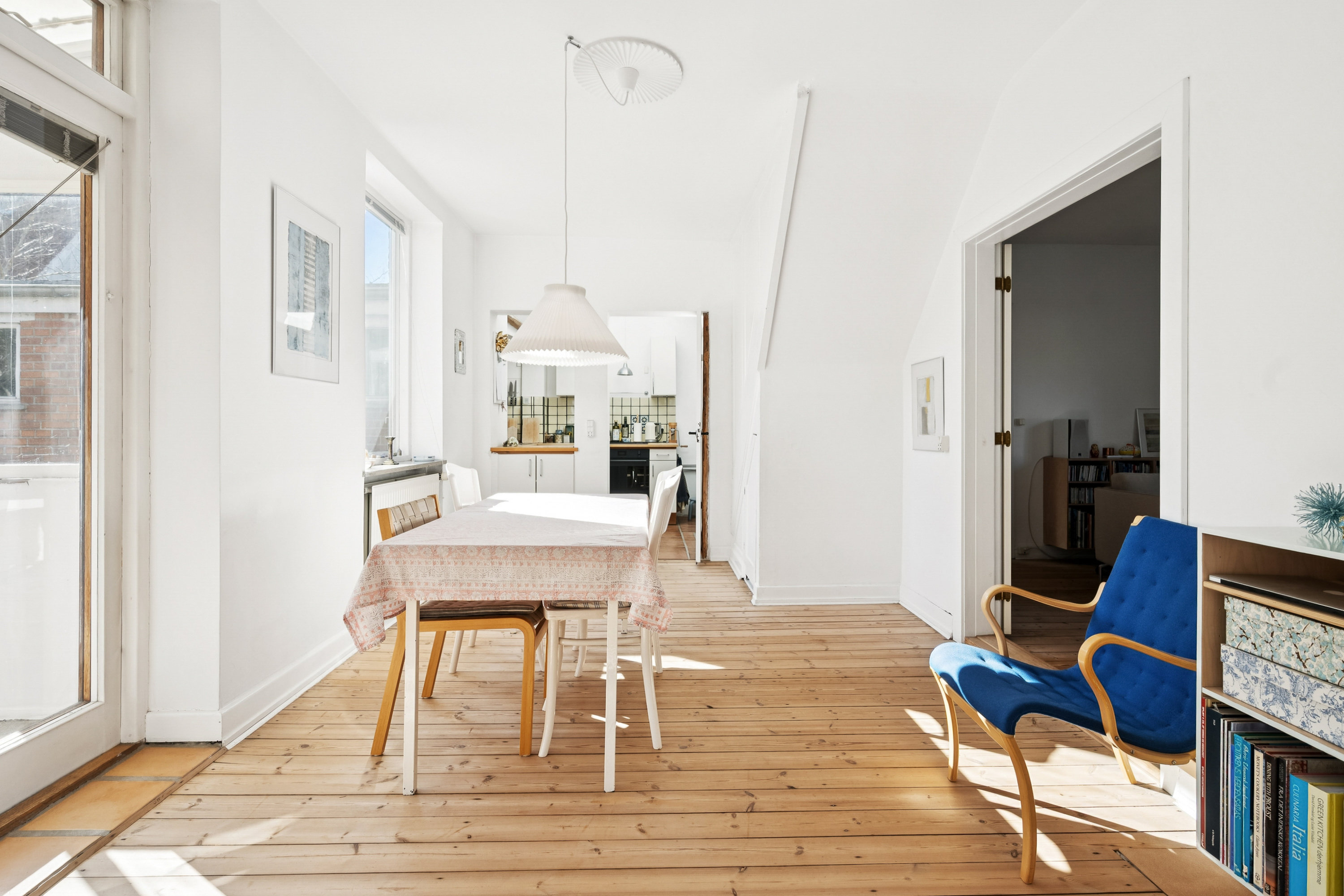 Fremhævet stue billede i fuldskærmstilstand. Billede af Mansasvej 22, 2500 Valby