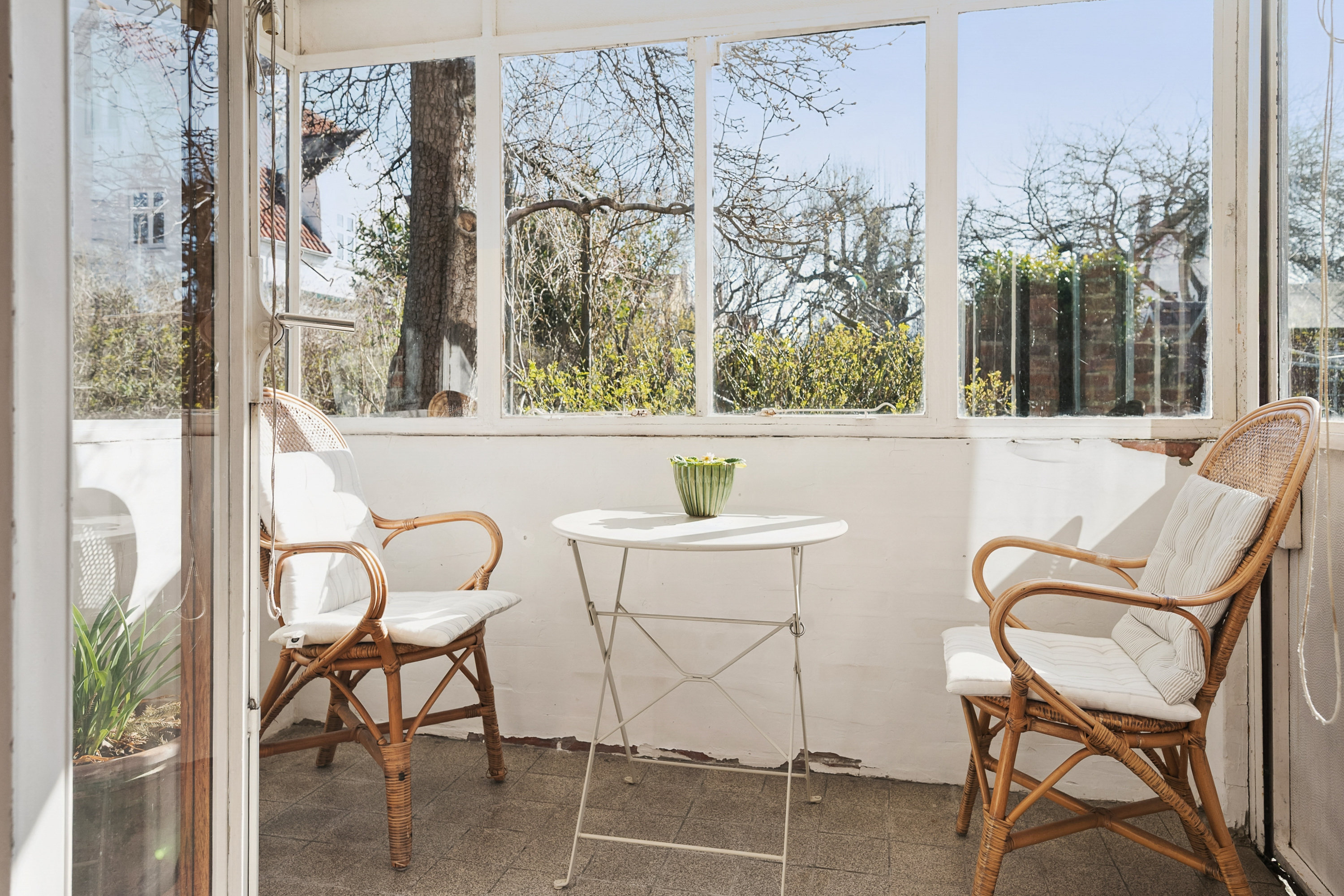 Fremhævet udestue billede i fuldskærmstilstand. Billede af Mansasvej 22, 2500 Valby