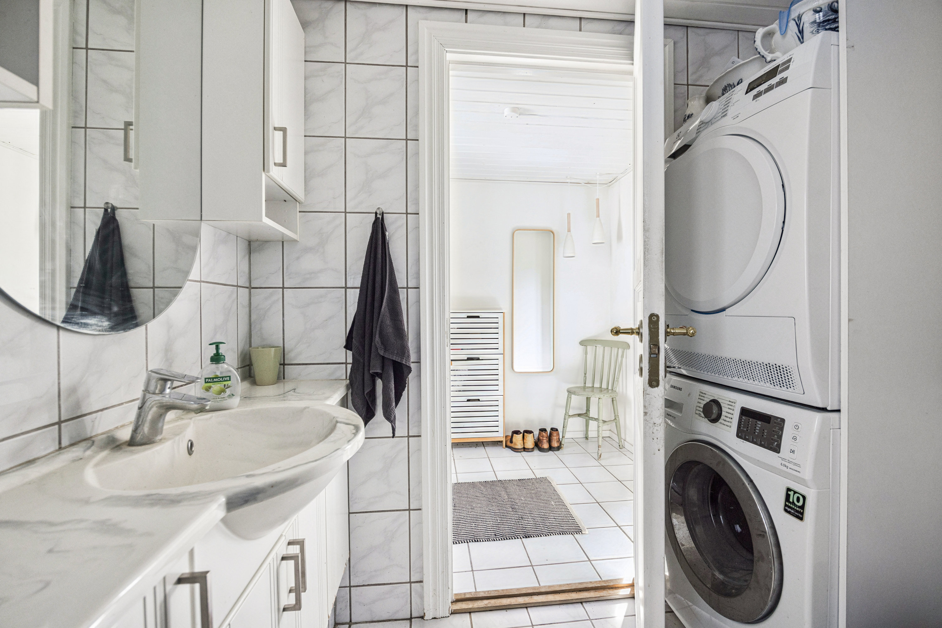 Fremhævet badeværelse billede i fuldskærmstilstand. Billede af Smalby 5, Langholt, 9310 Vodskov